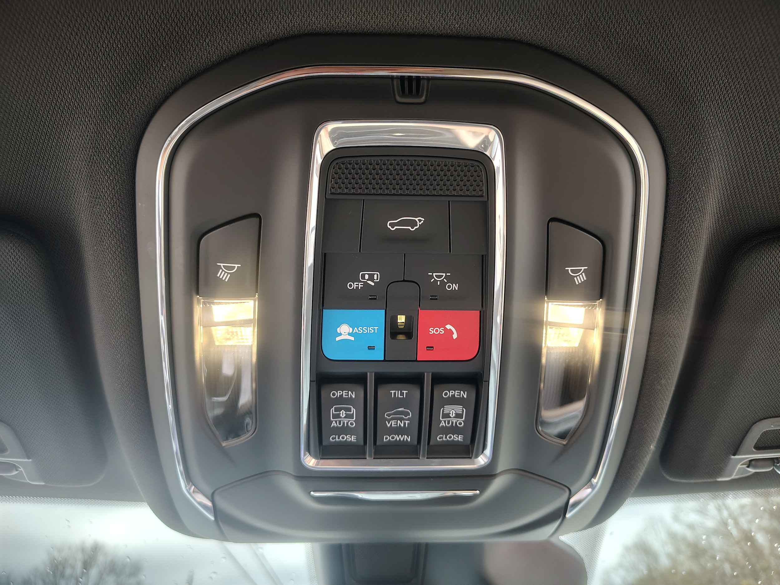 2024 Jeep Grand Cherokee Limited Bright White Clearcoat at Solomon CJD Carmichaels