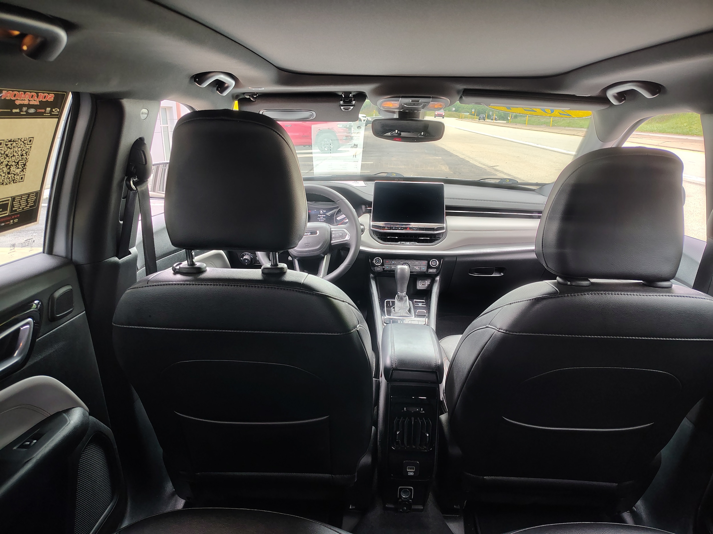2024 Jeep Compass Limited Silver Zynith Metallic Clearcoat at Solomon CJD Carmichaels
