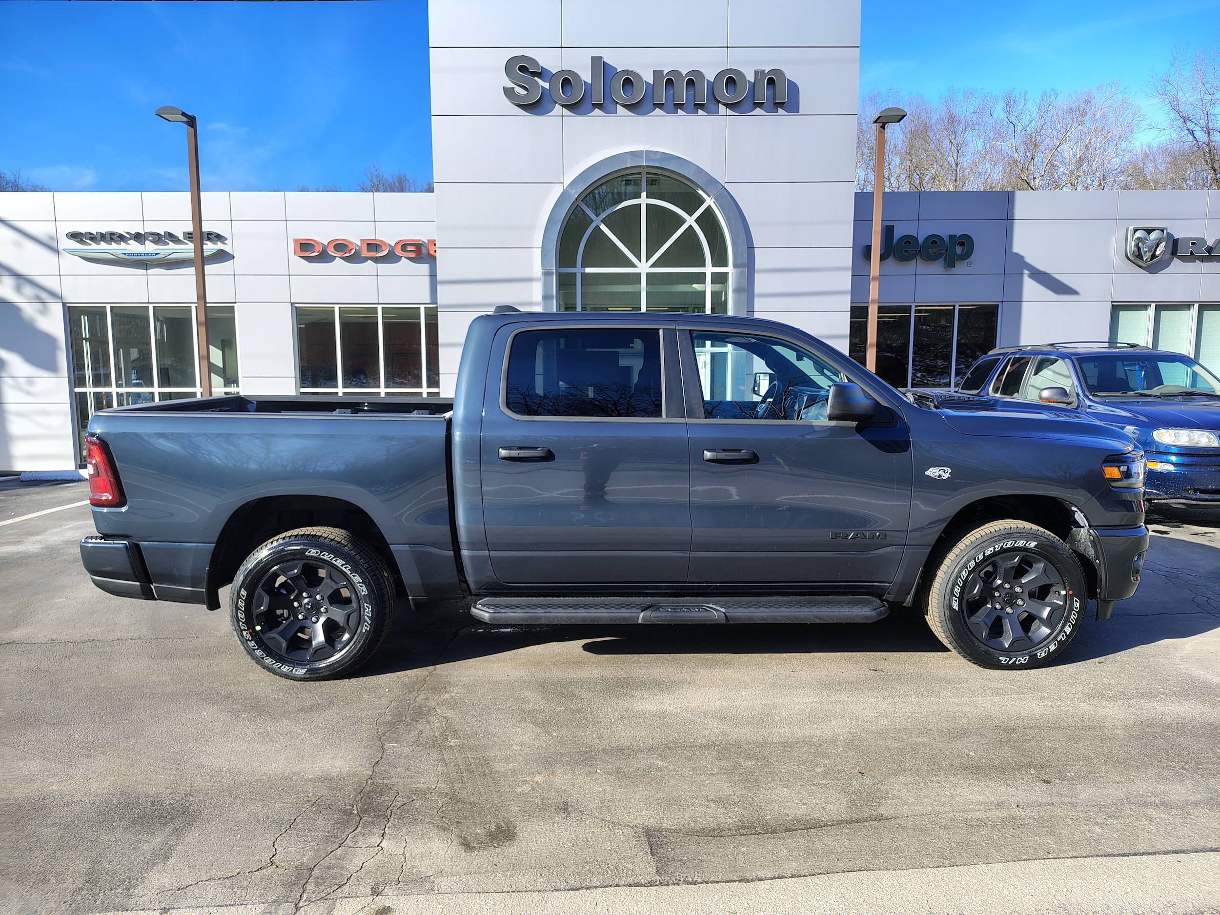2026 RAM 1500 Express Crew Cab 4WD
