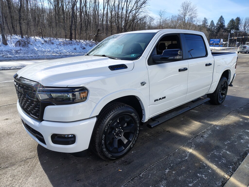 New 2026 Ram 1500 BIG HORN CREW CAB 4X4 5'7 BOX Pickup