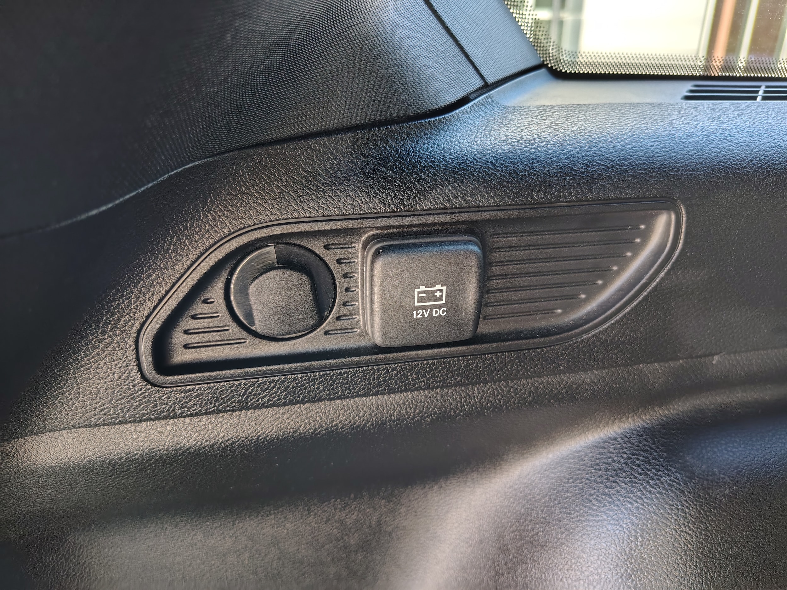 2025 Jeep Grand Cherokee Altitude X Baltic Gray Metallic Clearcoat at Solomon CJD Carmichaels