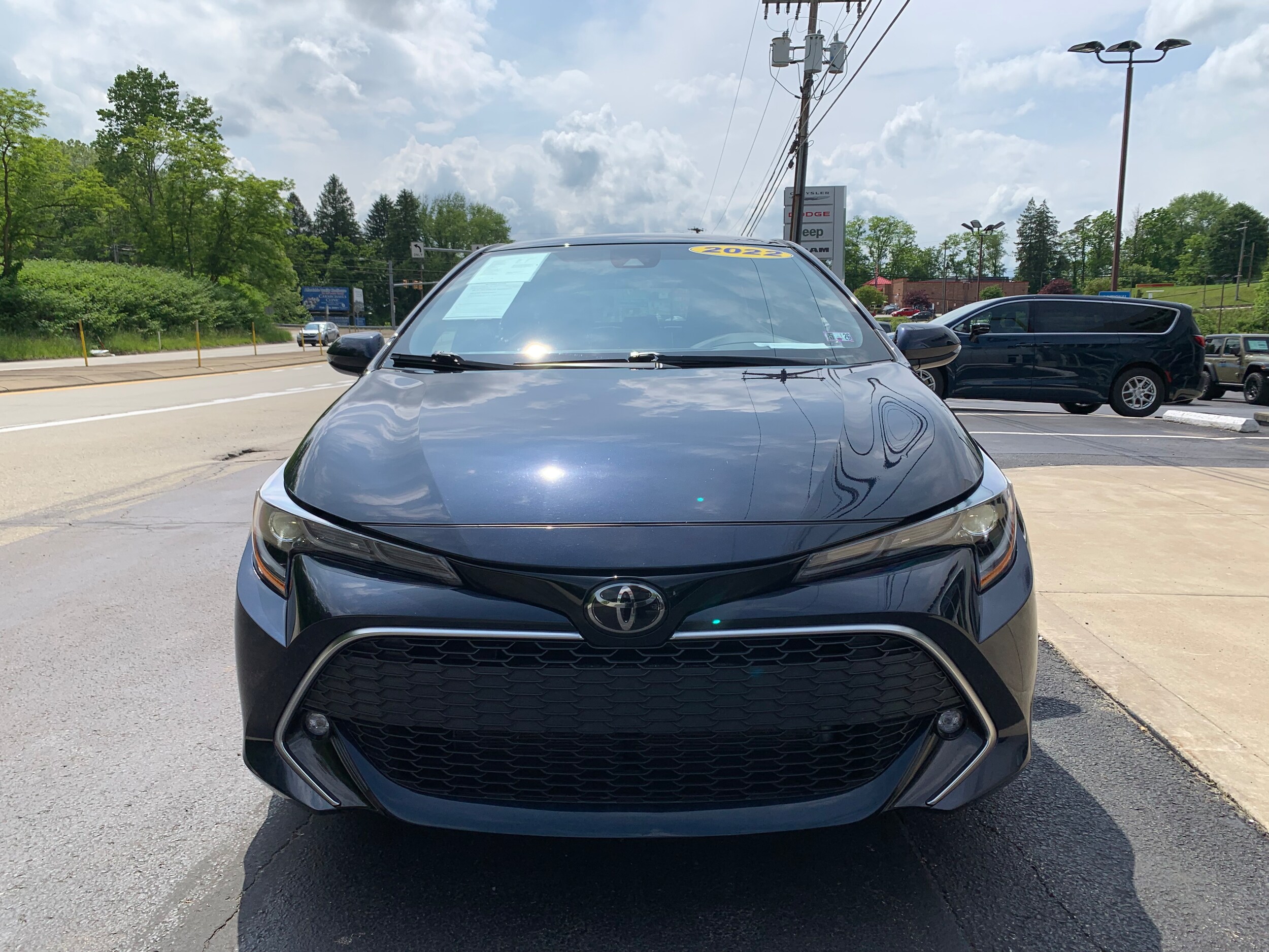 2022 Toyota Corolla XSE photo 3