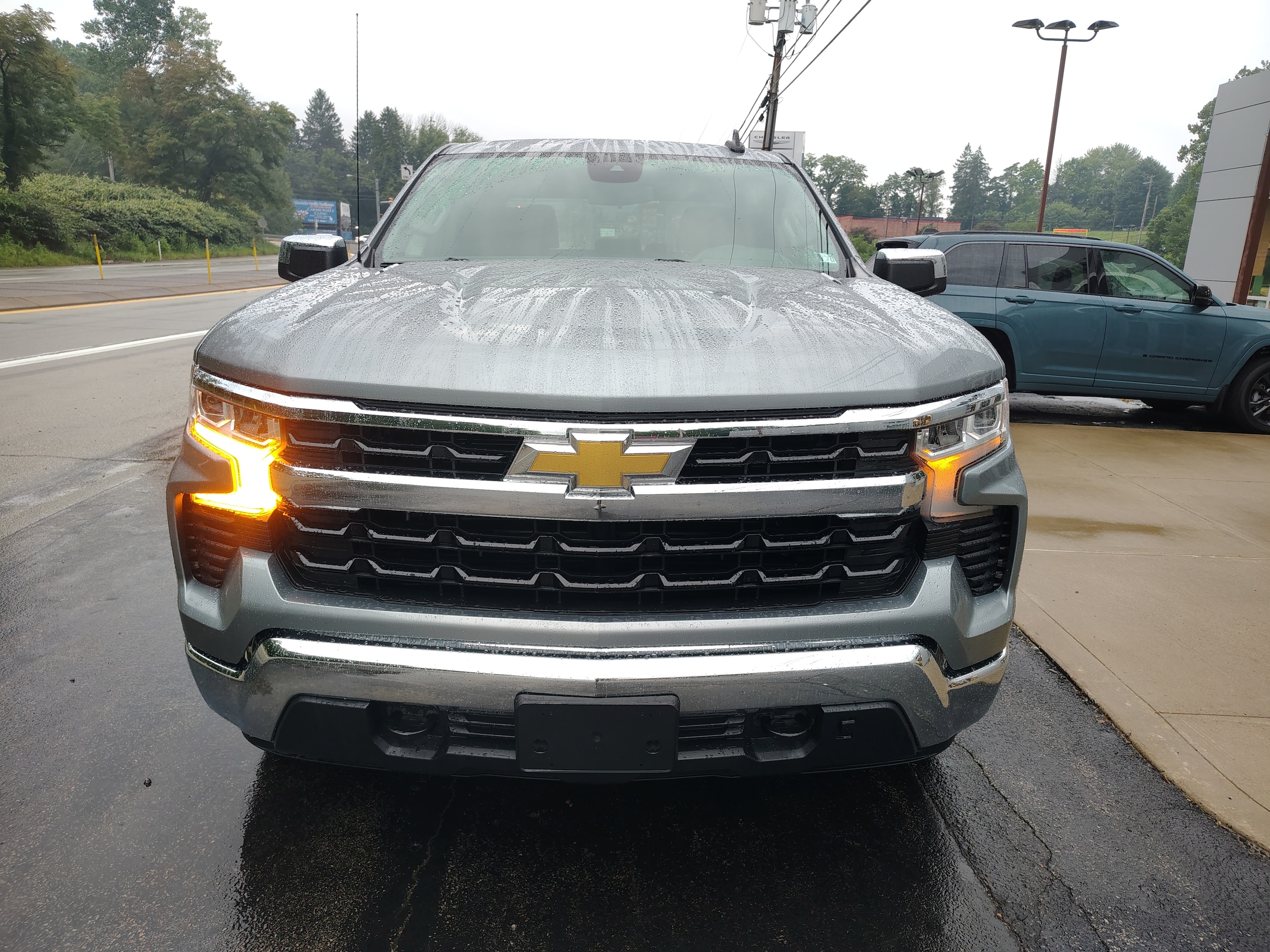 2025 Chevrolet Silverado 1500 LT - 2