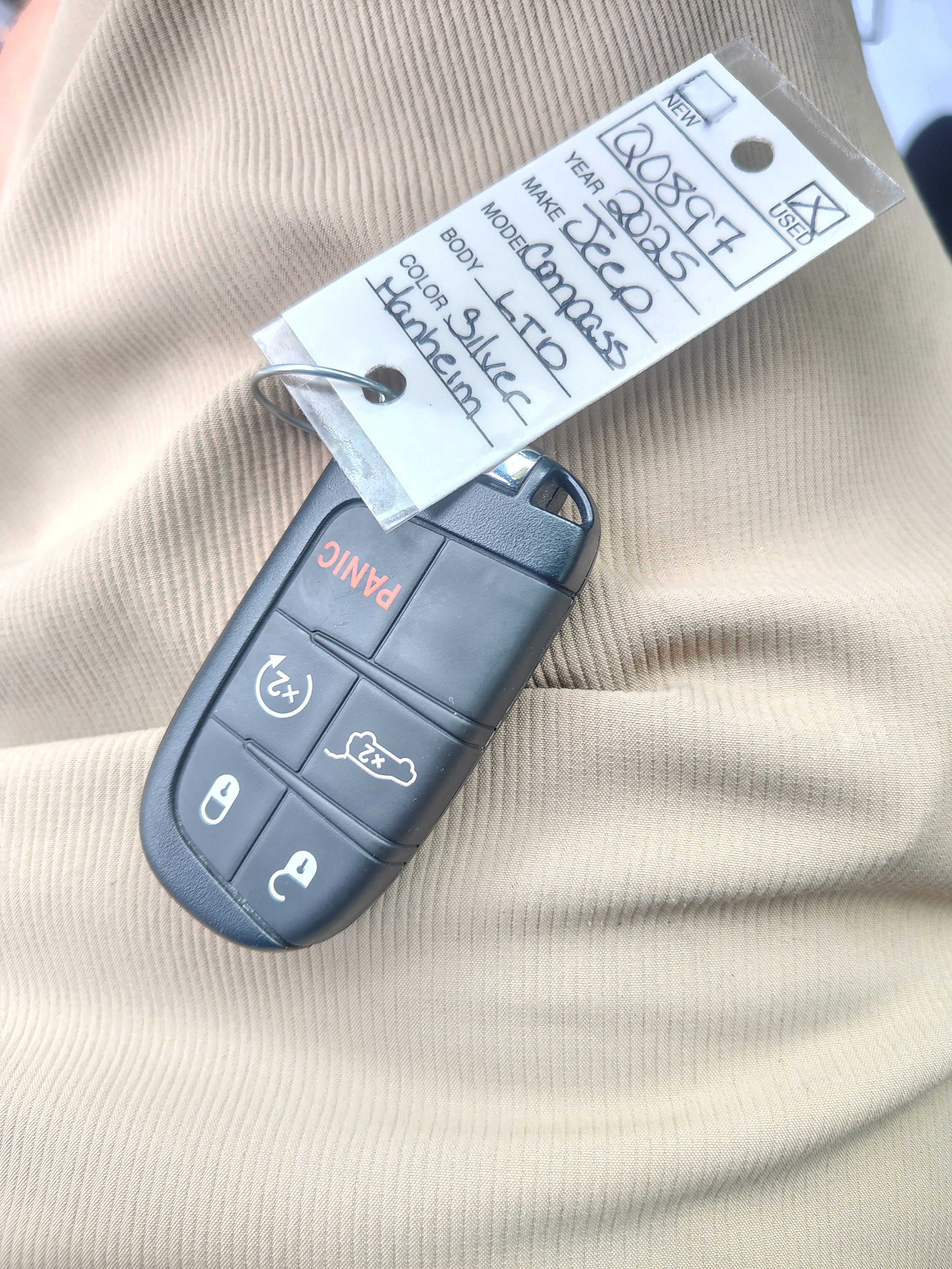 2025 Jeep Compass Limited Silver Zynith Metallic Clearcoat at Solomon CJD Carmichaels