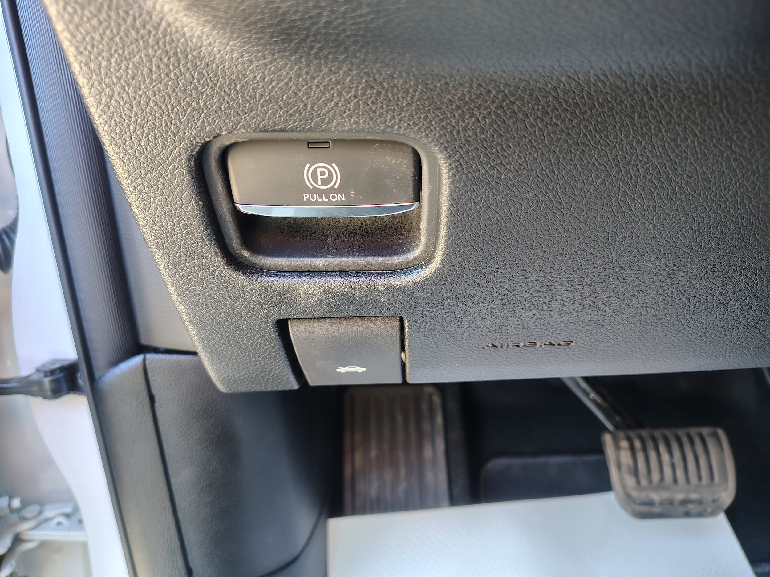 2026 Jeep Grand Cherokee LAREDO ALTITUDE 4X4 Bright White at Rick Weaver GMC