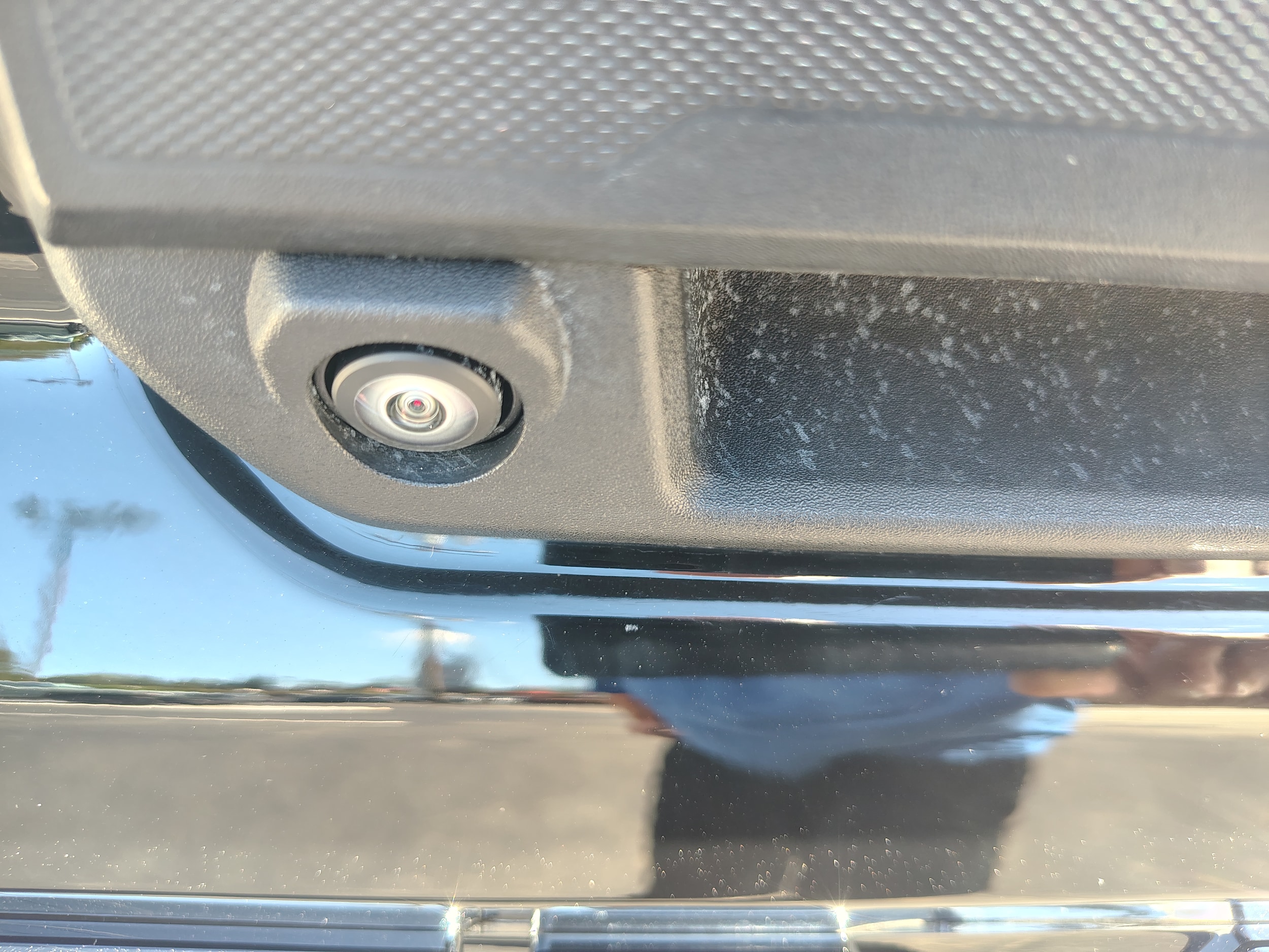 2025 GMC Canyon photo 11 of 39