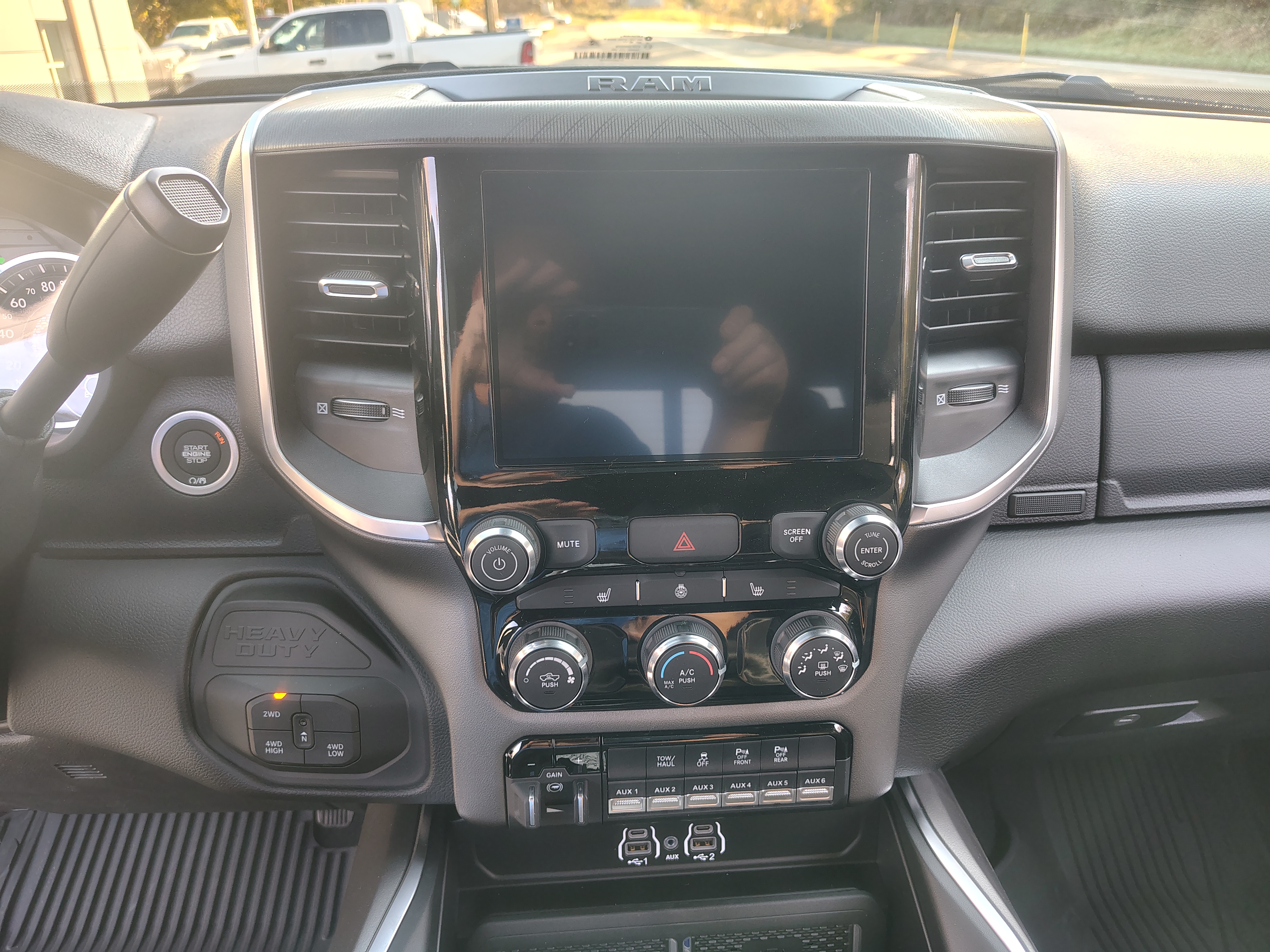 2027 Ram 2500 photo 35 of 40
