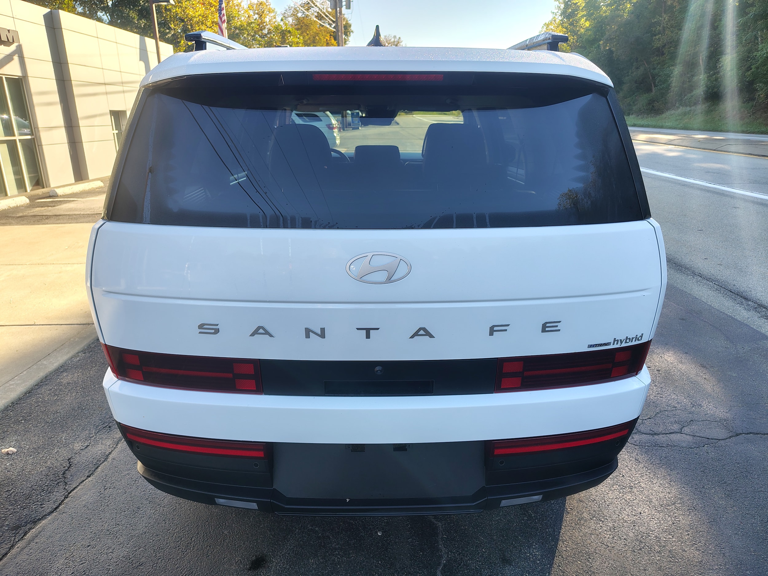 2025 Hyundai Santa Fe Hybrid photo 8 of 40
