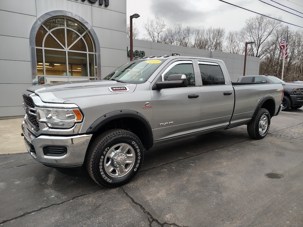 Used 2022 Ram 3500 Tradesman Tradesman 4x4 Crew Cab 8 Box