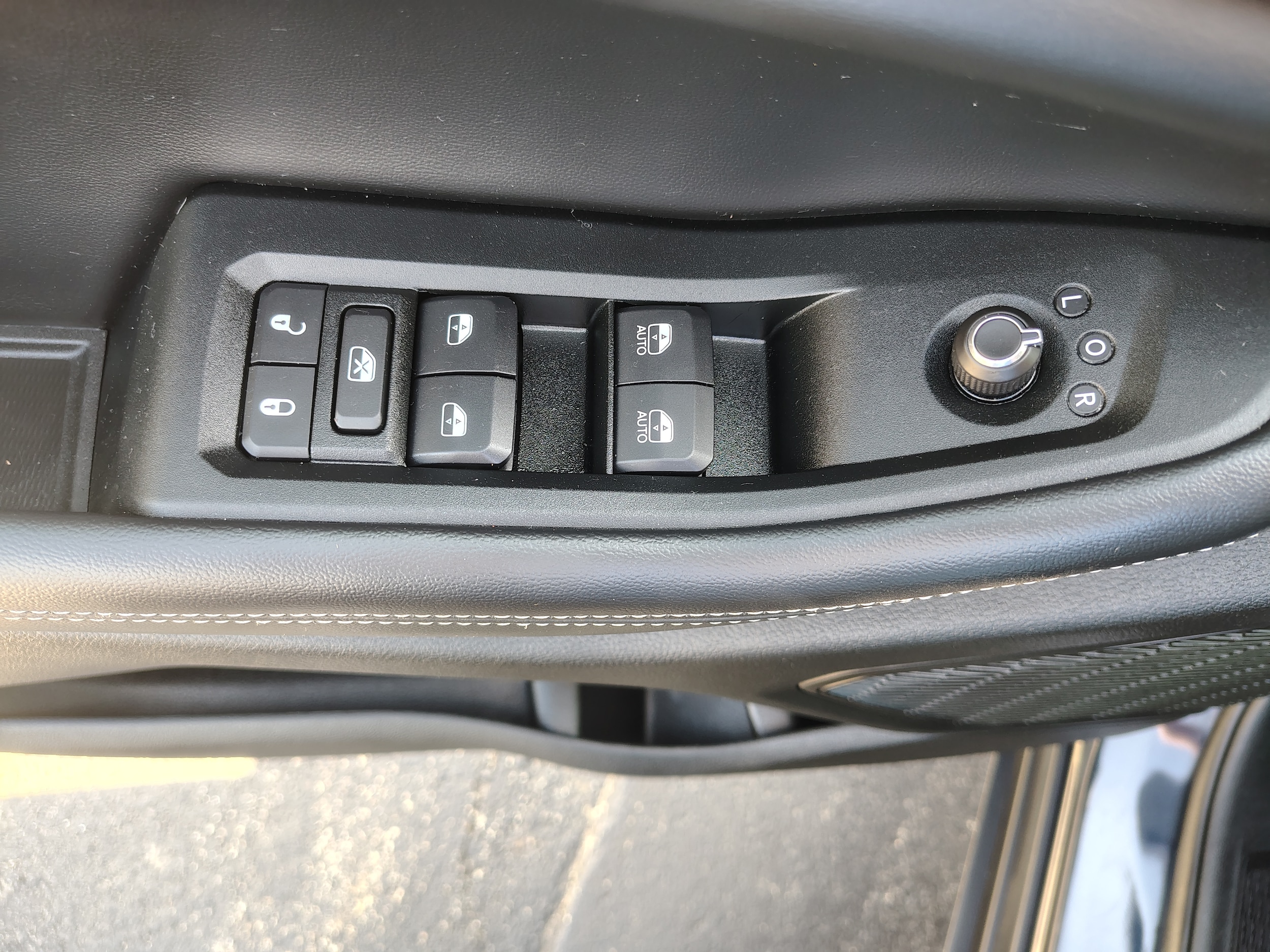 2024 Jeep Grand Cherokee Limited Midnight Sky at Solomon CJD Carmichaels