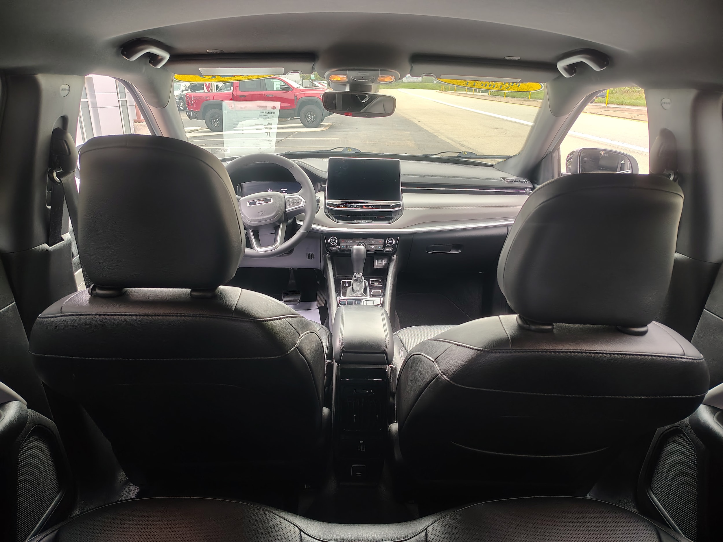 2025 Jeep Compass Limited Silver Zynith Metallic Clearcoat at Solomon CJD Carmichaels