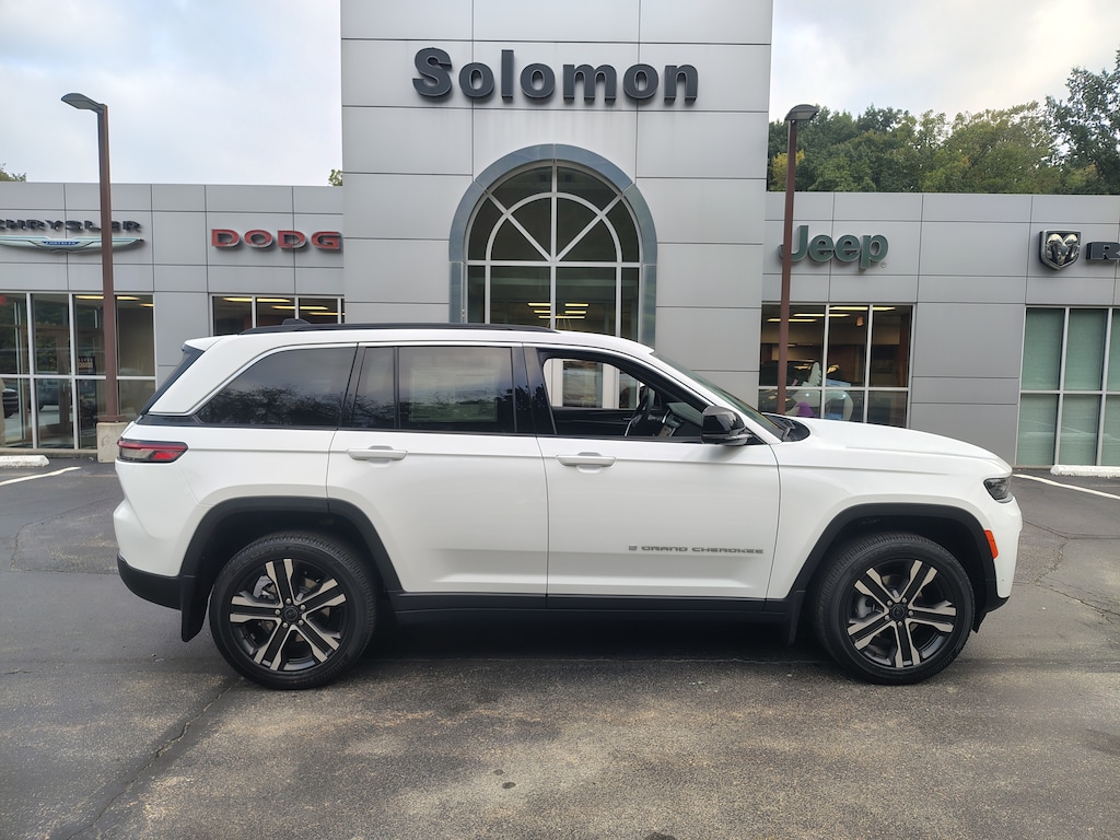 New 2027 Jeep Grand Cherokee LIMITED 4X4 Sport Utility