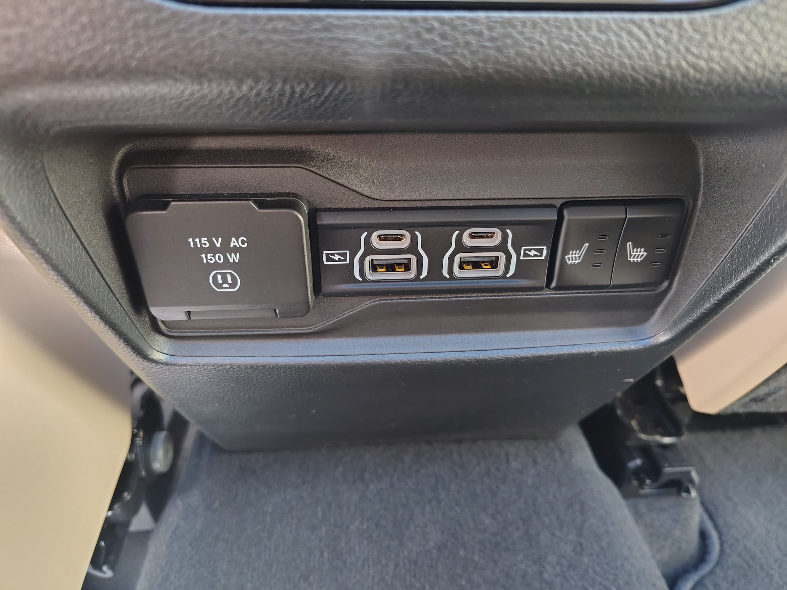 2024 Jeep Grand Cherokee Limited Diamond Black Crystal Pearlcoat at Solomon CJD Carmichaels