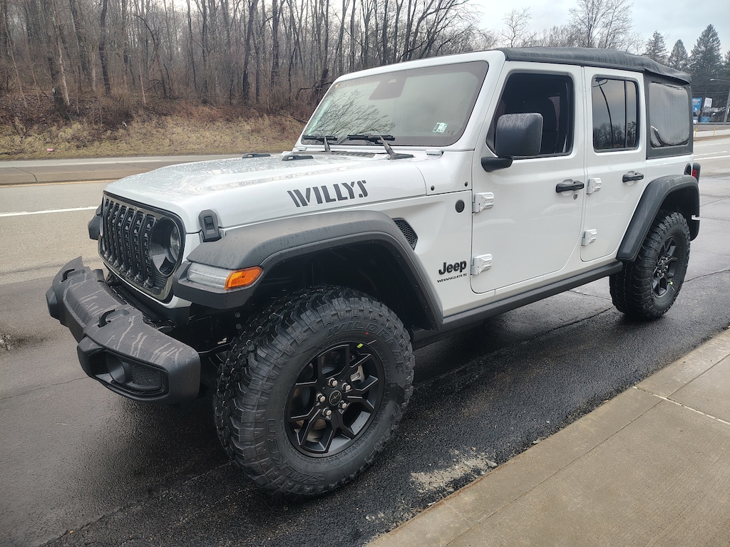 New 2026 Jeep Wrangler 4-DOOR WILLYS Sport Utility
