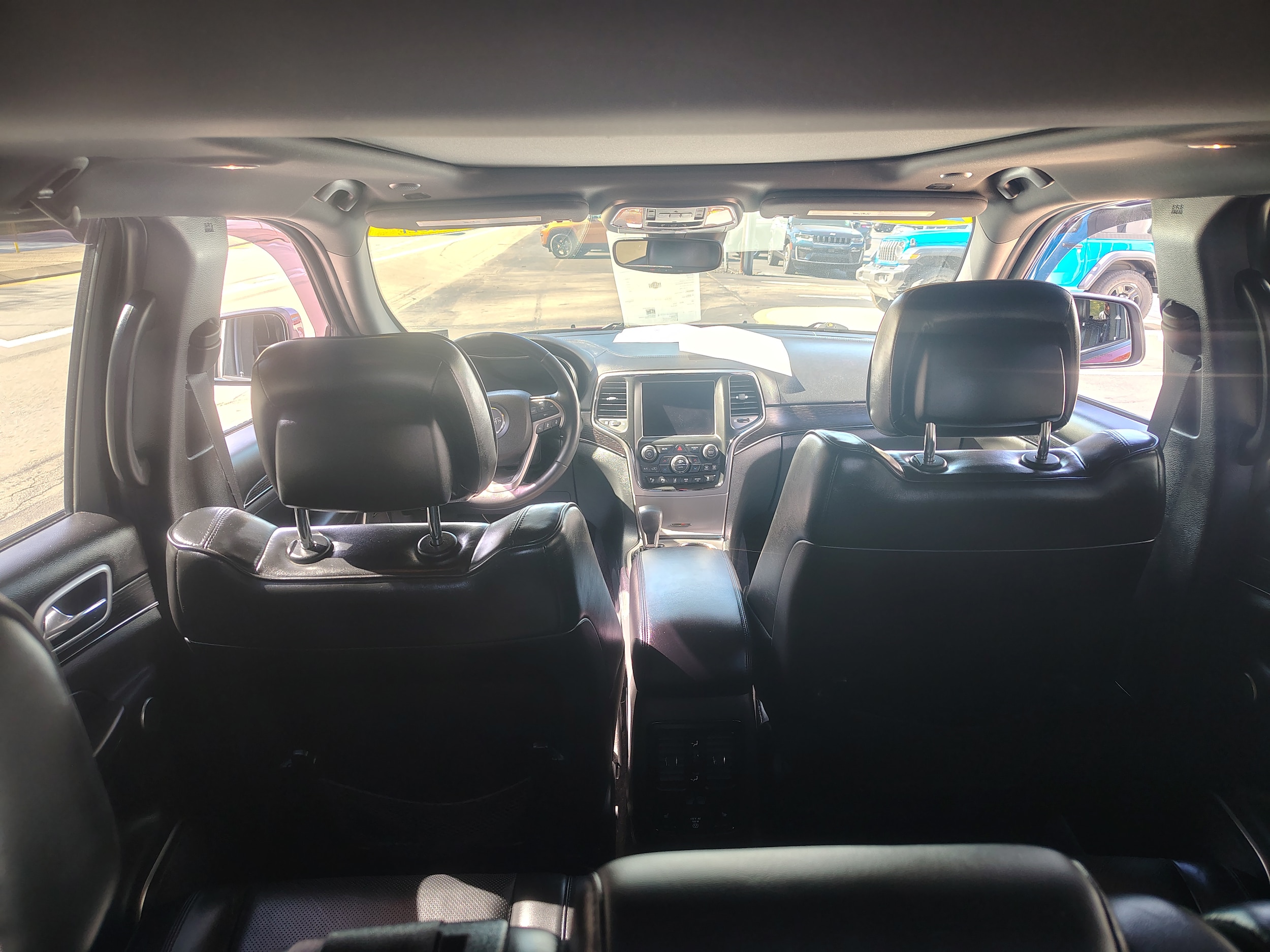 2018 Jeep Grand Cherokee photo 14 of 44