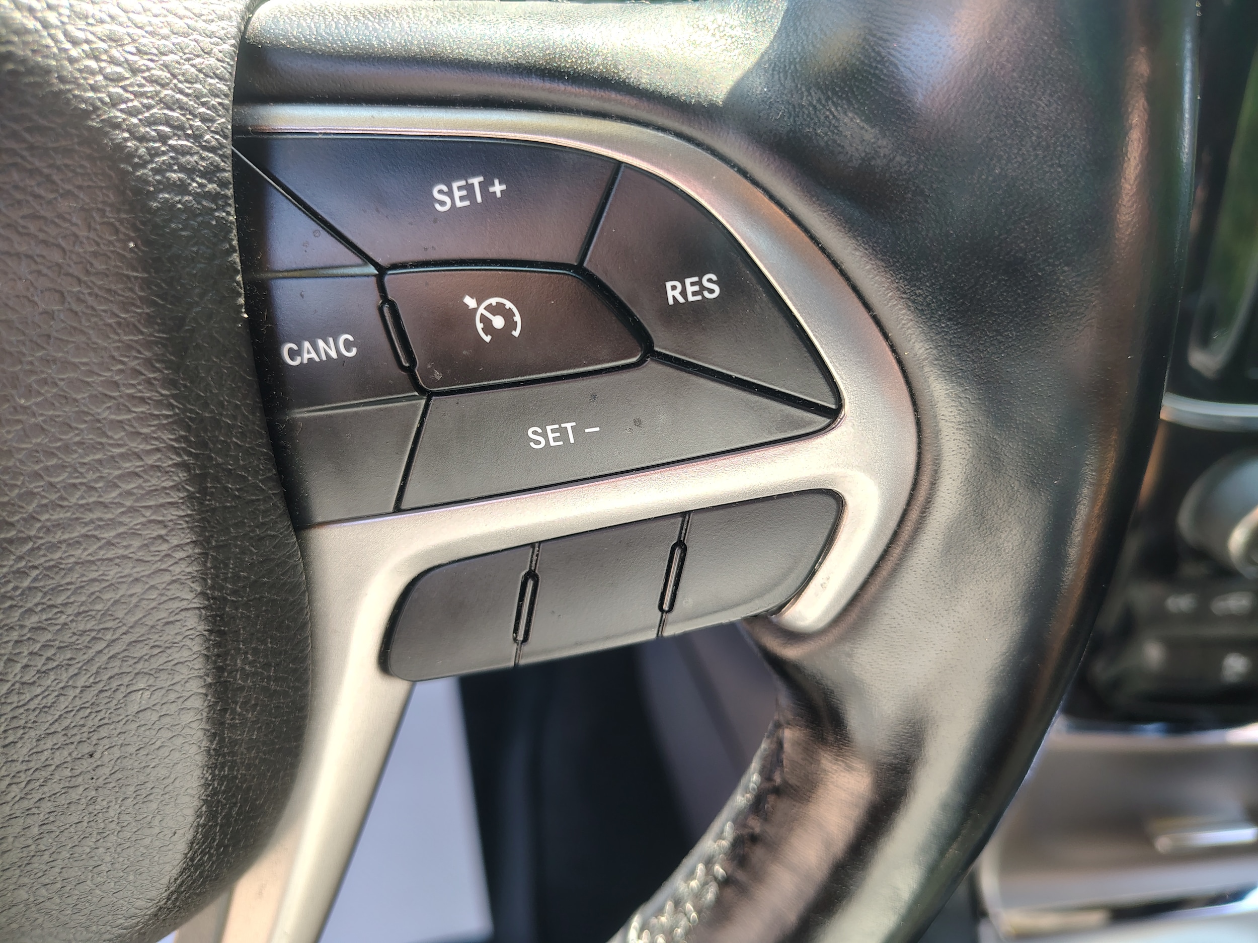 2021 Jeep Grand Cherokee Laredo X Granite Crystal Metallic Clearcoat at Solomon CJD Carmichaels