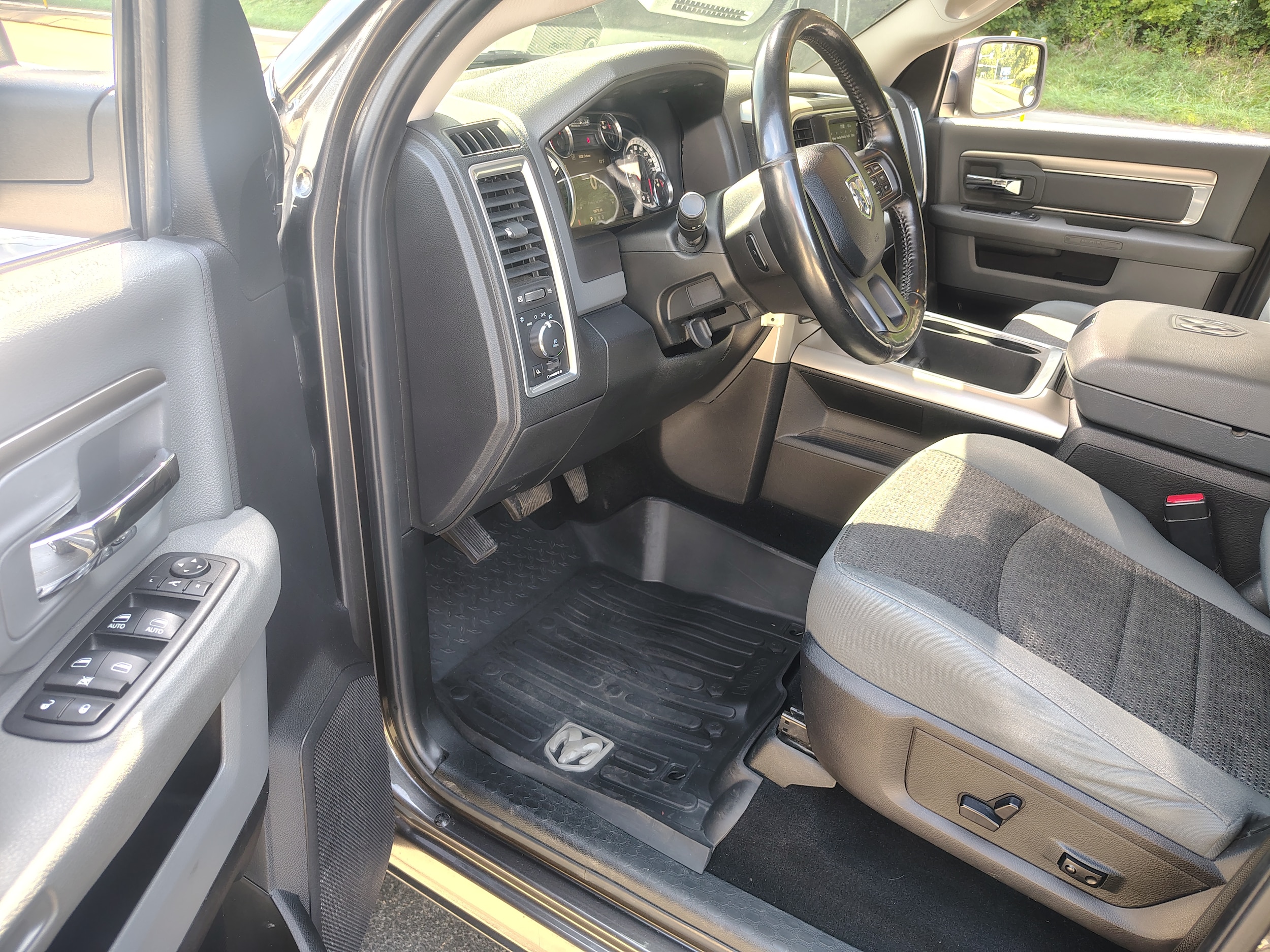2018 Ram 1500 Big Horn Granite Crystal Metallic Clearcoat at Solomon CJD Carmichaels