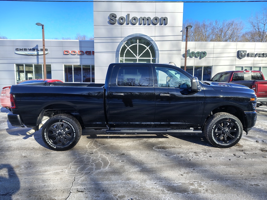 New 2026 Ram 2500 BLACK EXPRESS CREW CAB 4X4 6'4 BOX Pickup