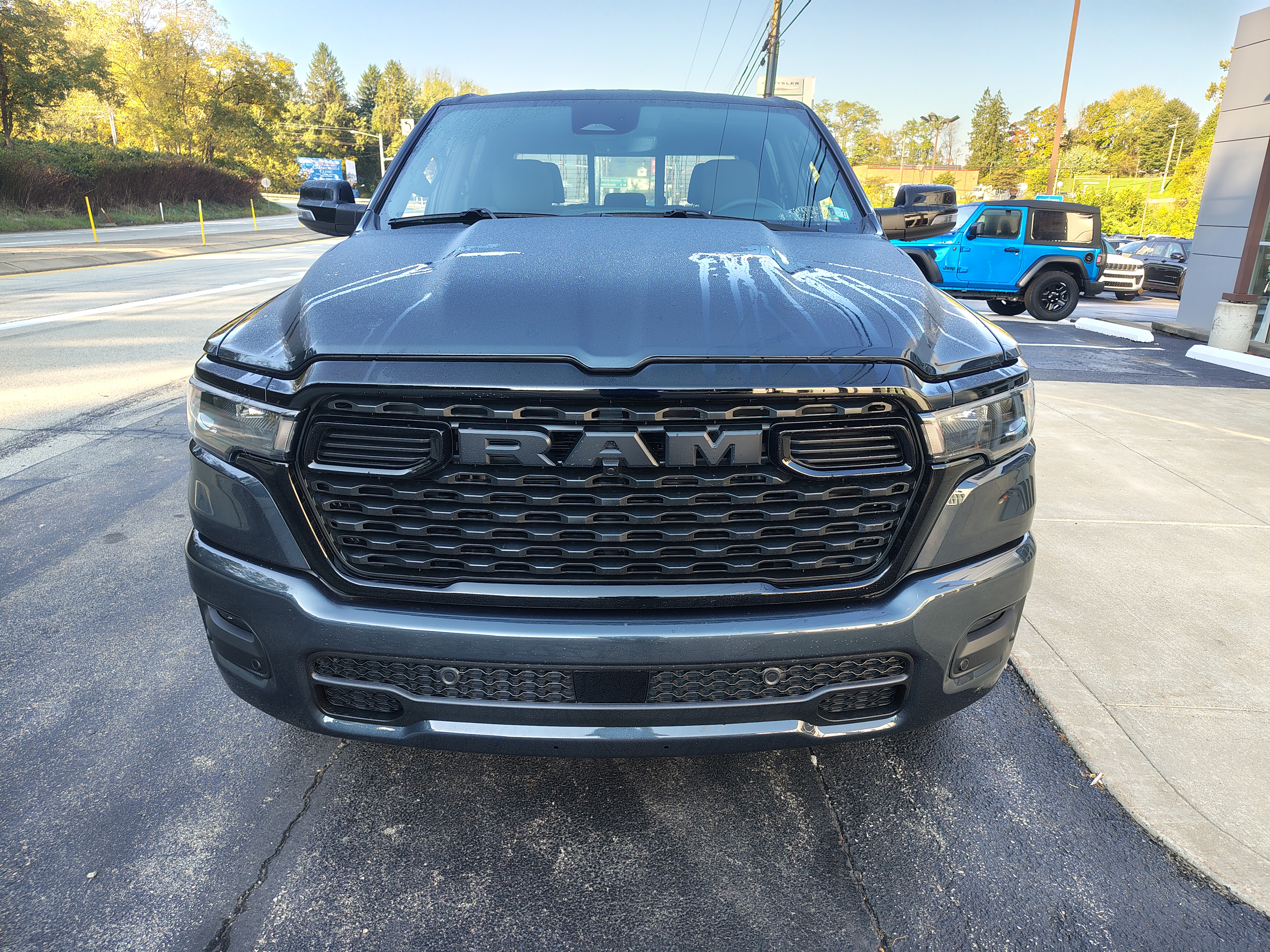 New 2027 Ram 1500 BIG HORN CREW CAB 4X4 5'7 BOX Pickup