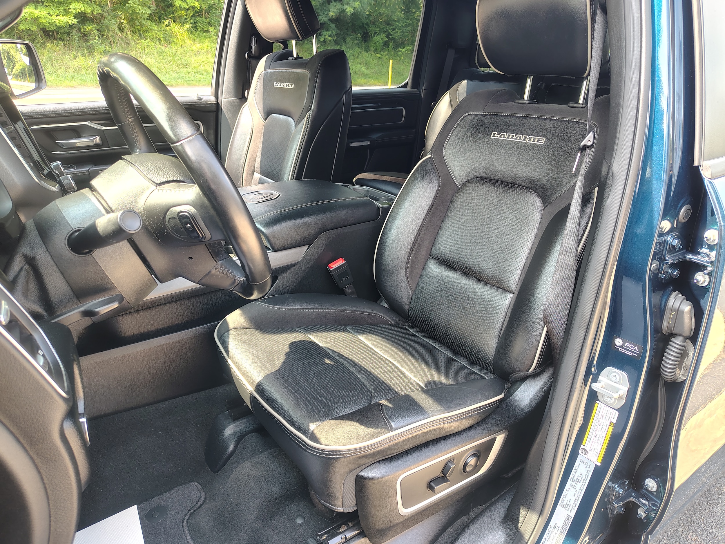 2022 Ram 1500 photo 16 of 44
