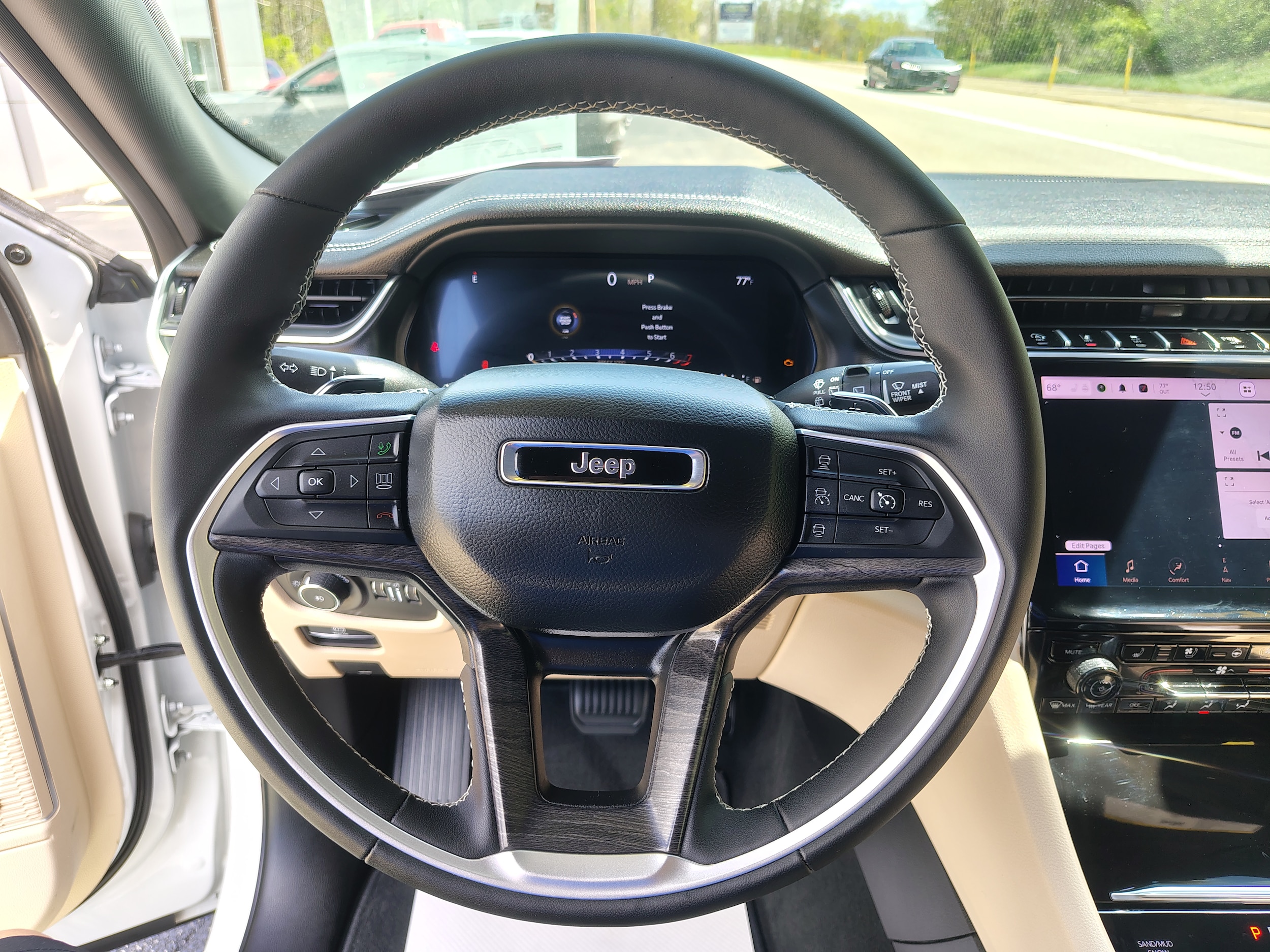 2025 Jeep Grand Cherokee Limited Bright White Clearcoat at Solomon CJD Carmichaels