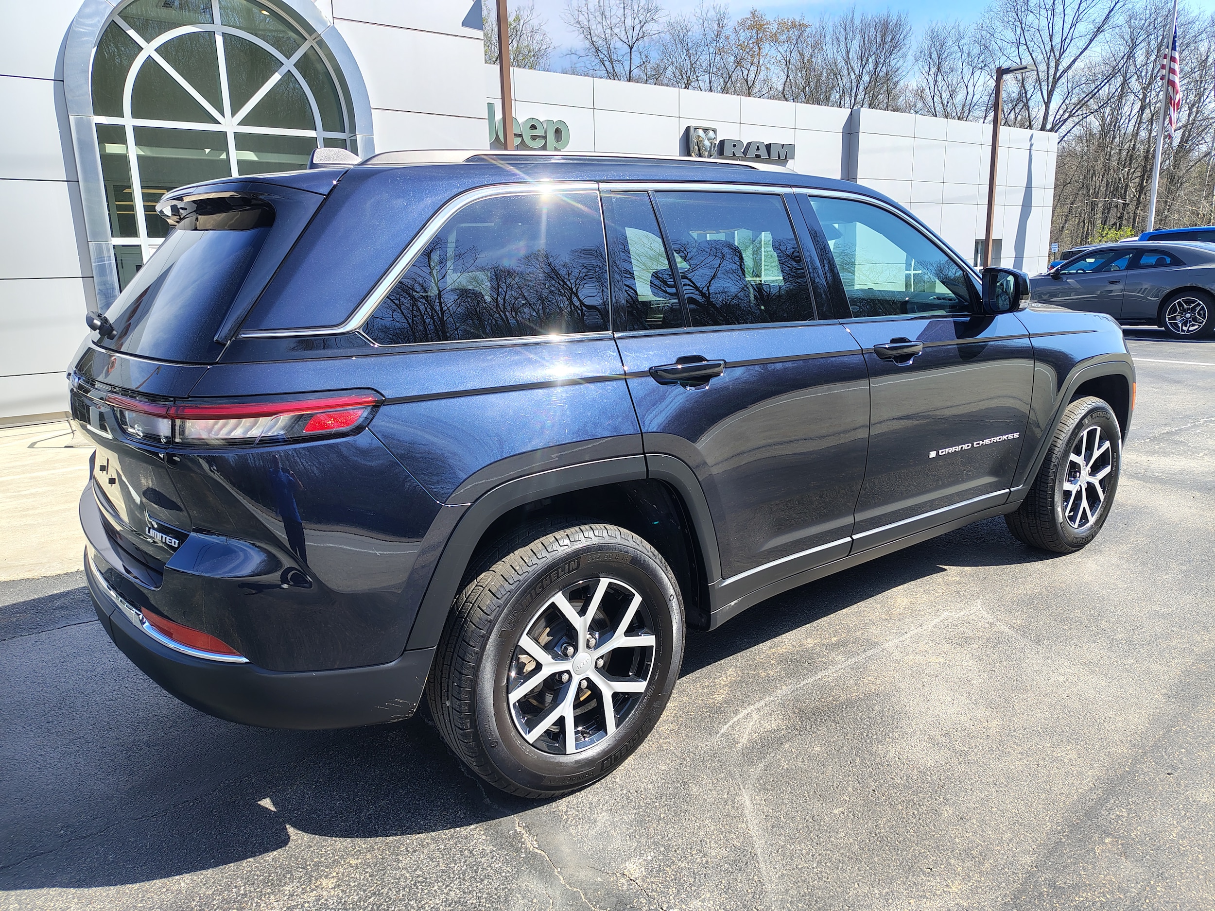 2024 Jeep Grand Cherokee Limited Midnight Sky at Solomon CJD Carmichaels