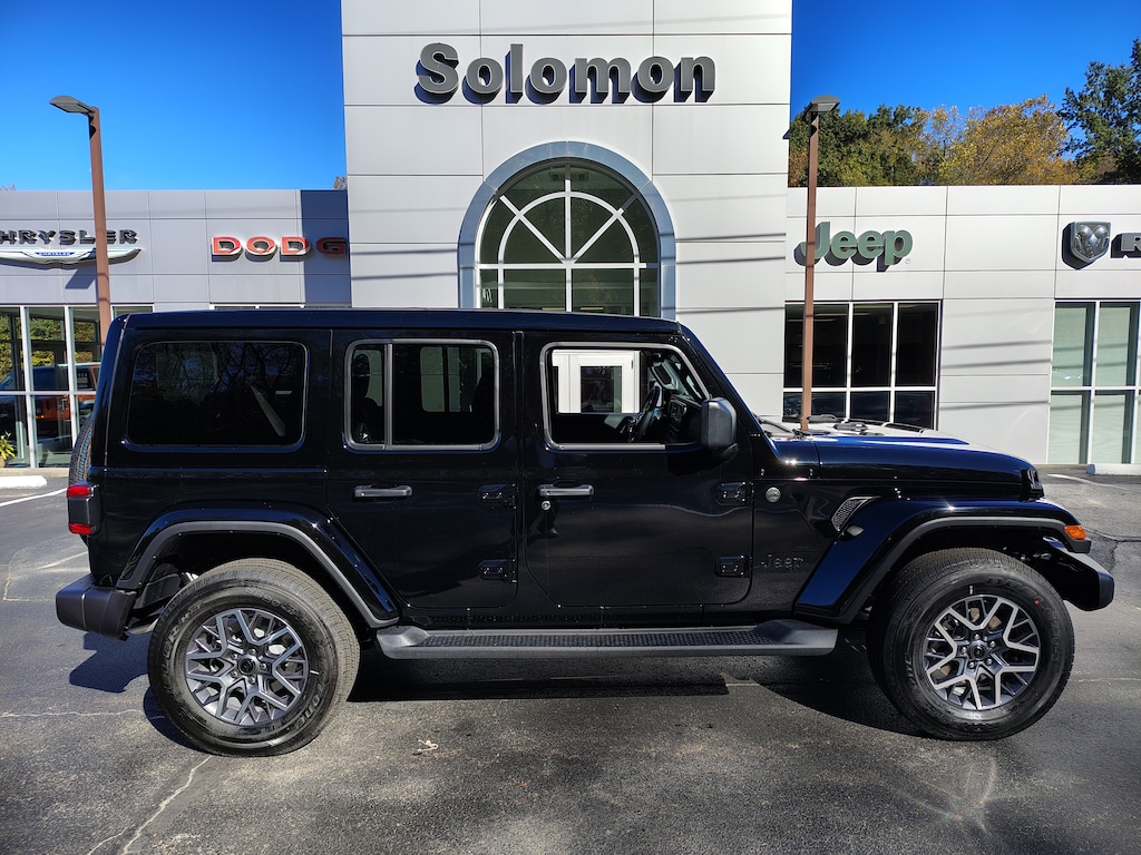 New 2026 Jeep Wrangler 4-DOOR SAHARA Sport Utility