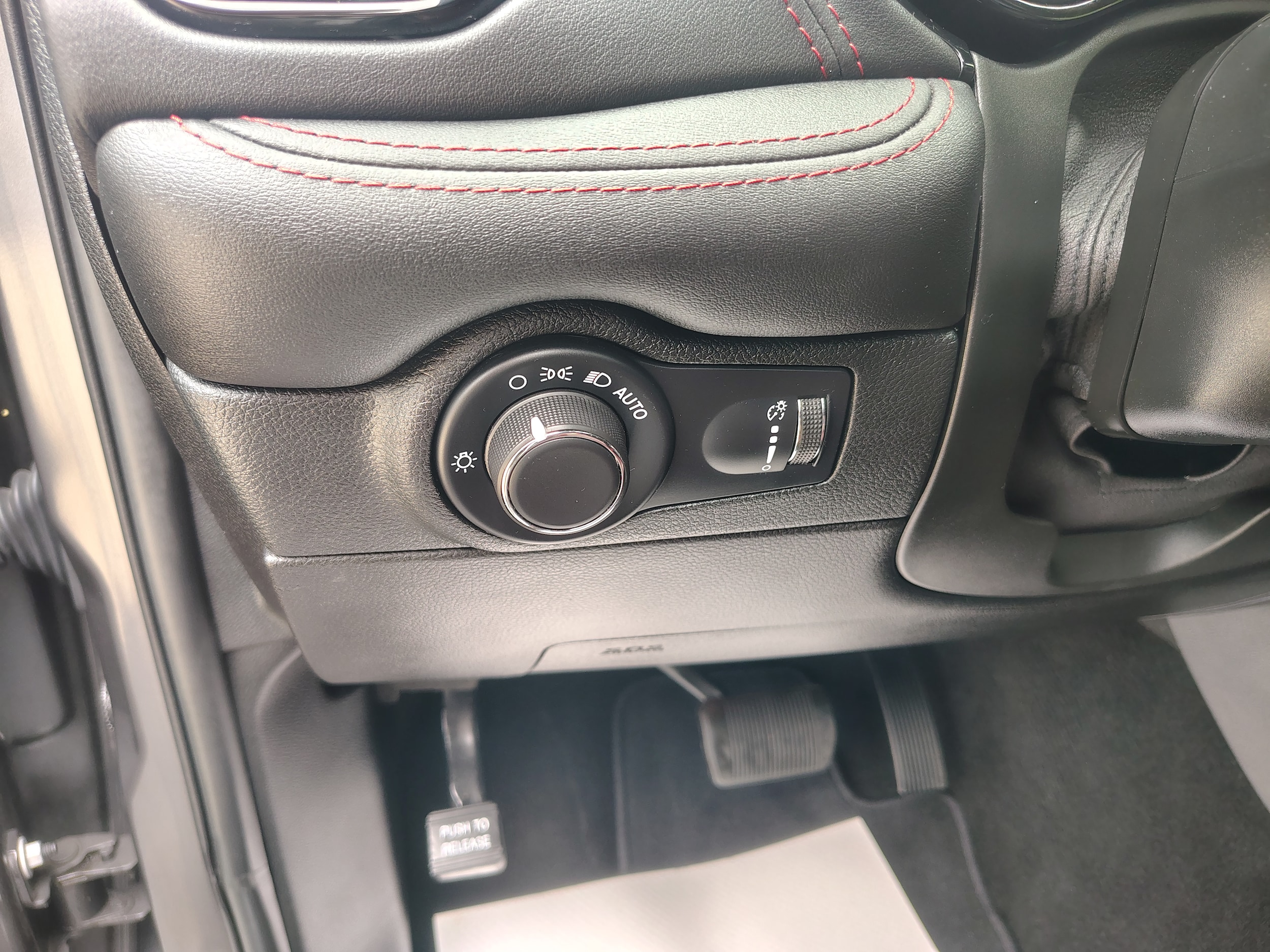 2024 Dodge Durango R/T Premium Vapor Gray at Solomon CJD Carmichaels