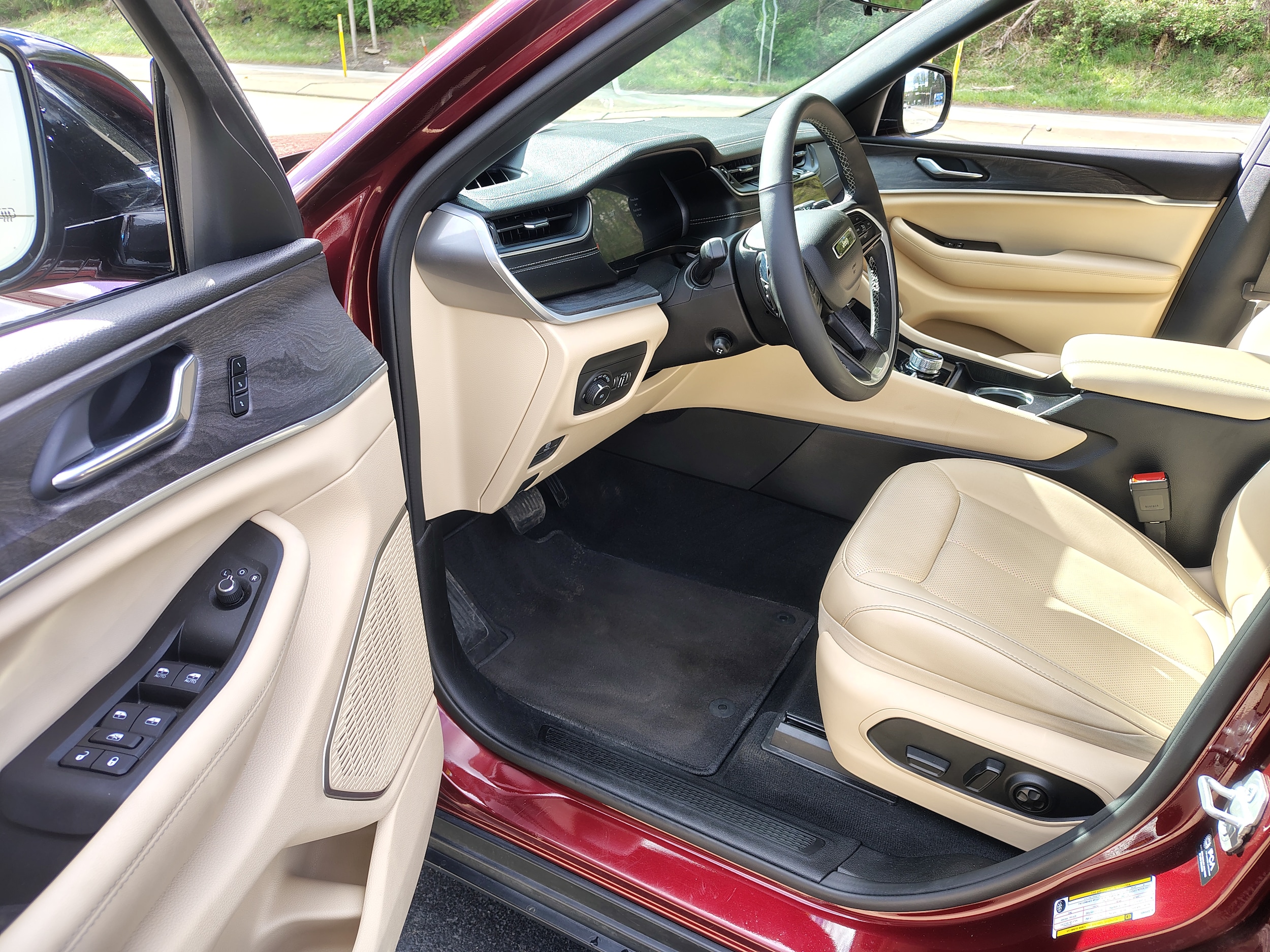 2025 Jeep Grand Cherokee L Limited Velvet Red Pearlcoat at Solomon CJD Carmichaels
