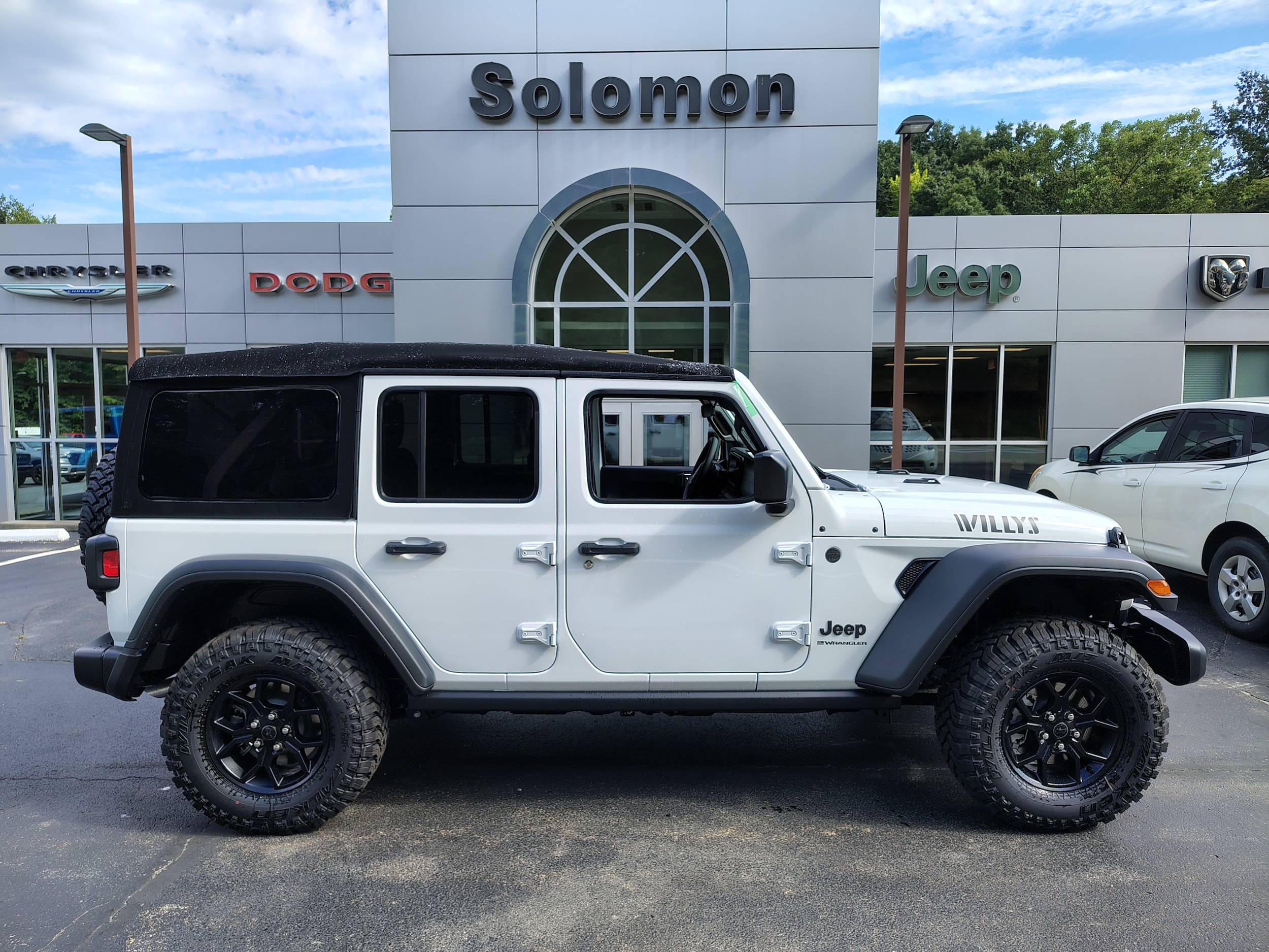 2025 Jeep Wrangler Sport Utility 