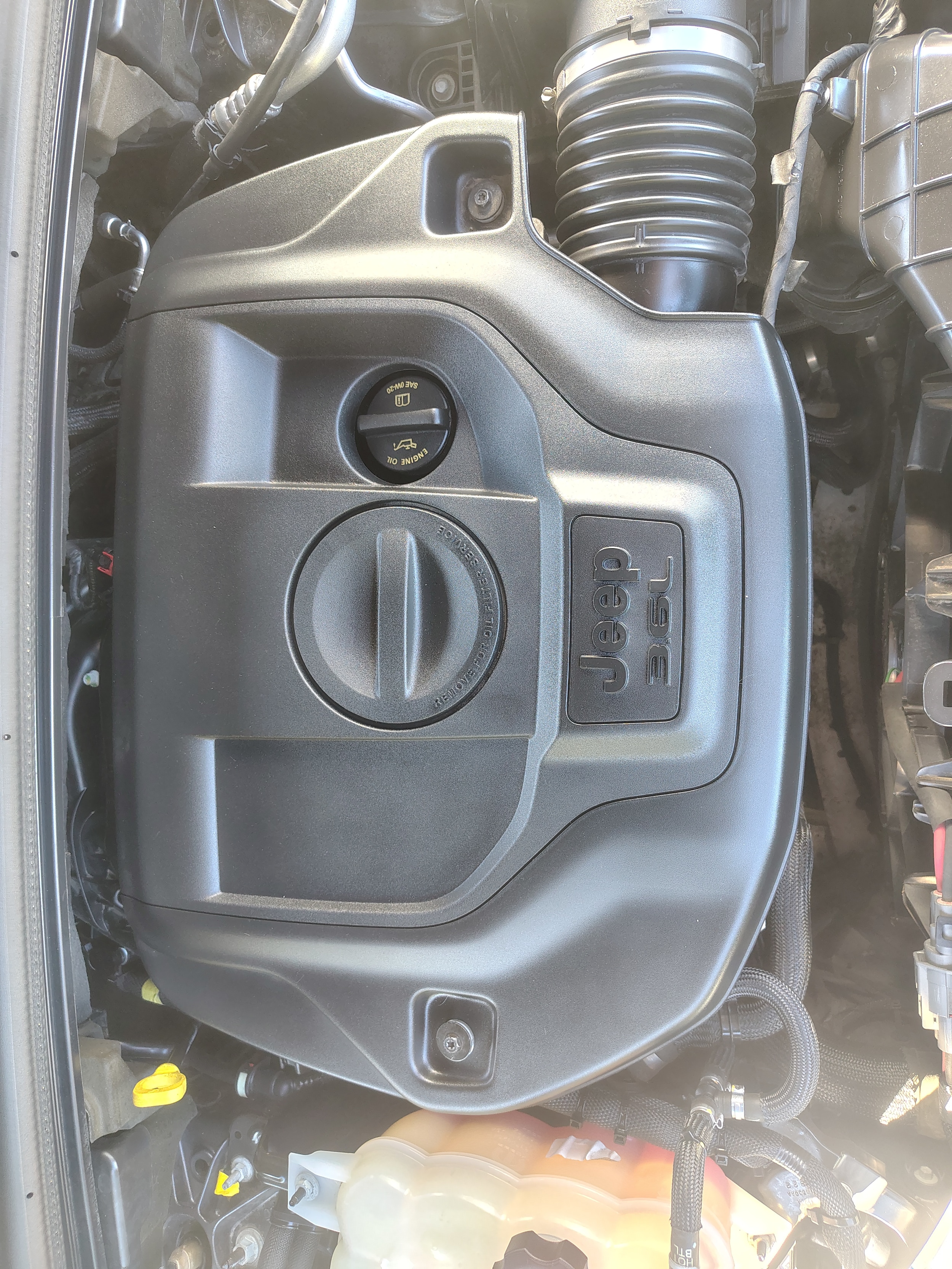 2022 Jeep Grand Cherokee L photo 17 of 46