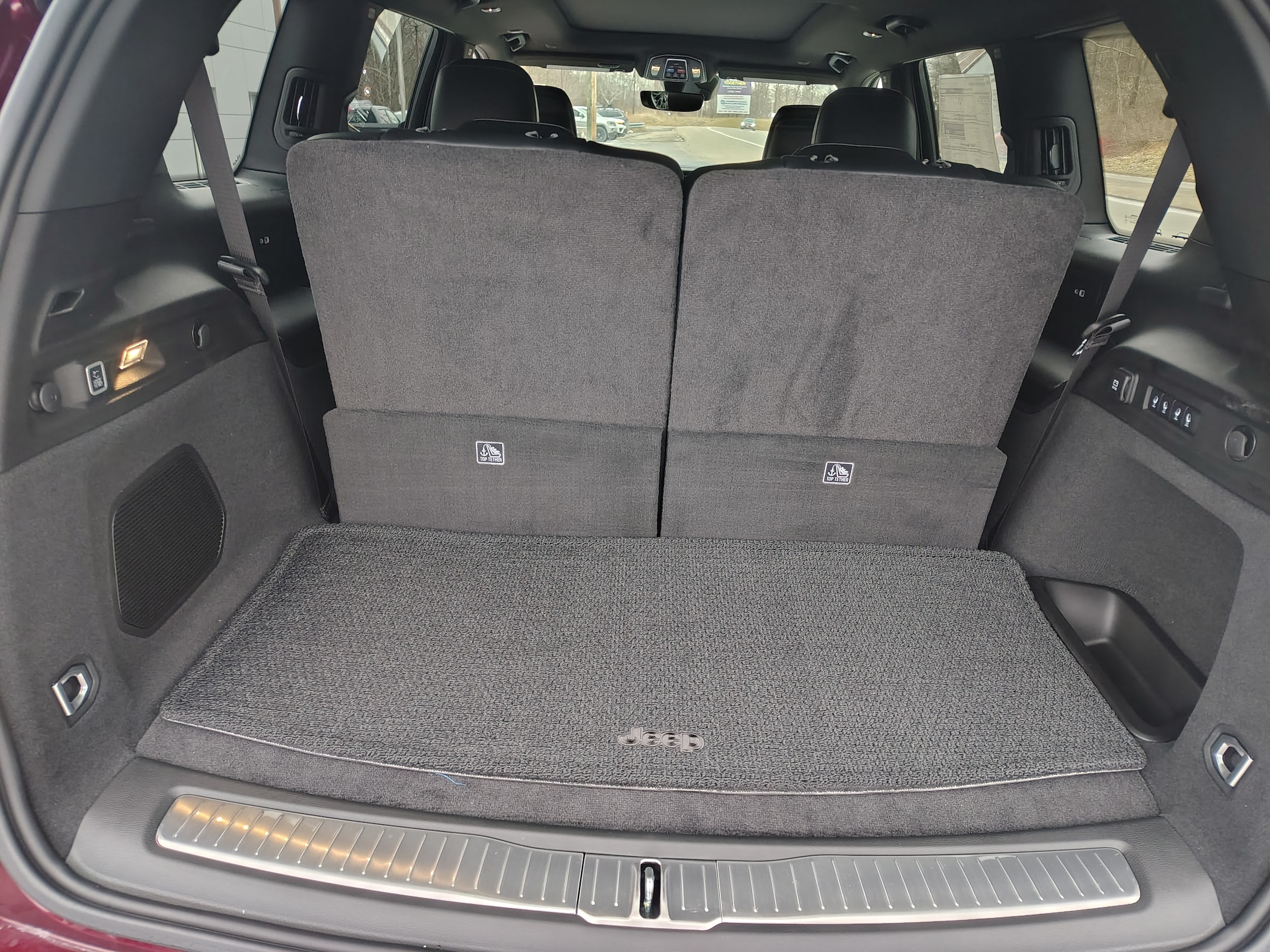 2025 Jeep Grand Cherokee L SUMMIT 4X4 - 11