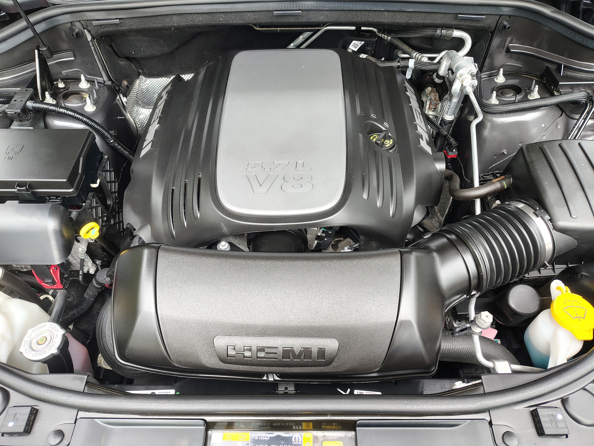 2024 Dodge Durango R/T Premium Vapor Gray at Solomon CJD Carmichaels