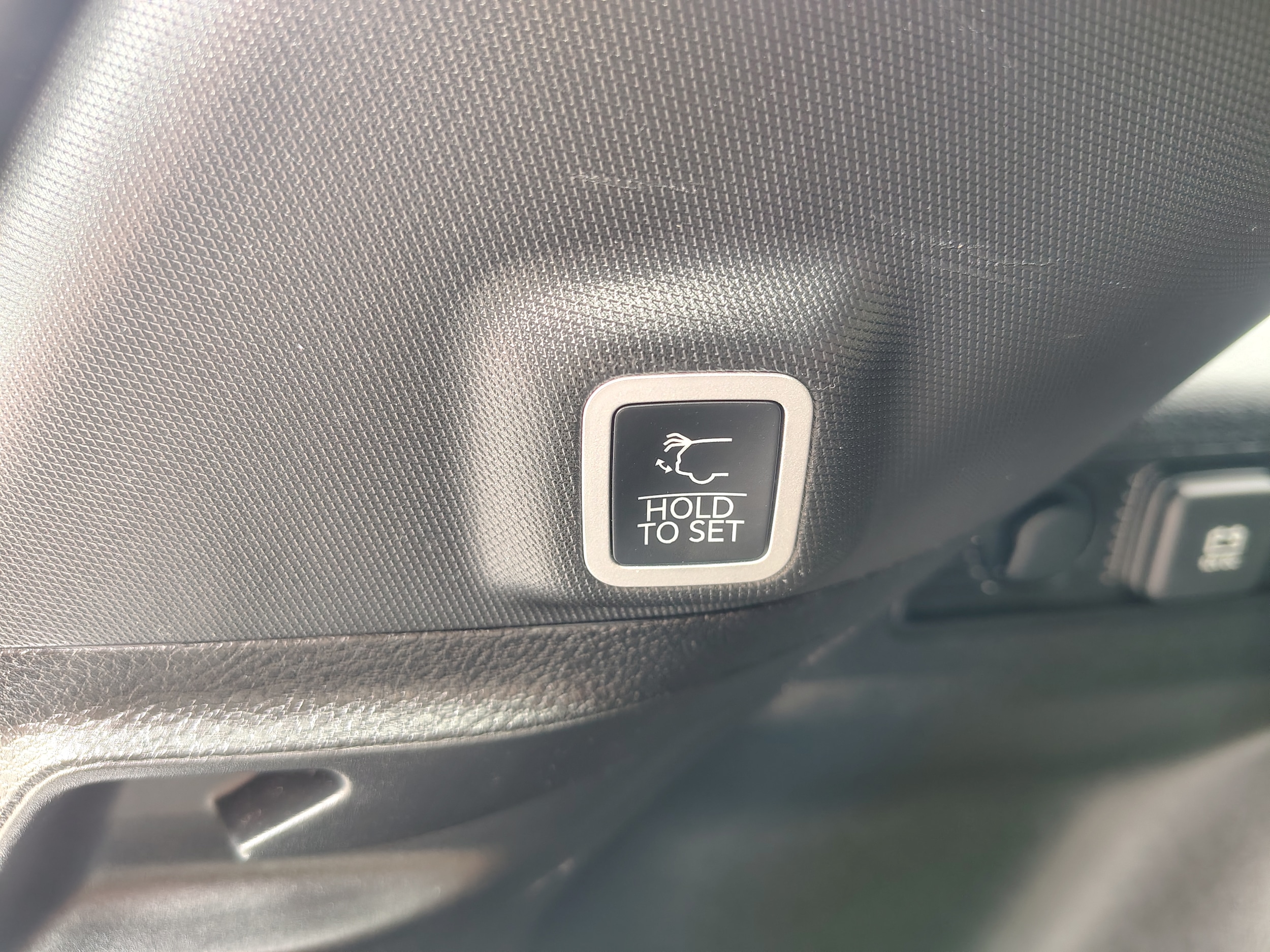 2024 Jeep Grand Cherokee Altitude X Bright White Clearcoat at Solomon CJD Carmichaels