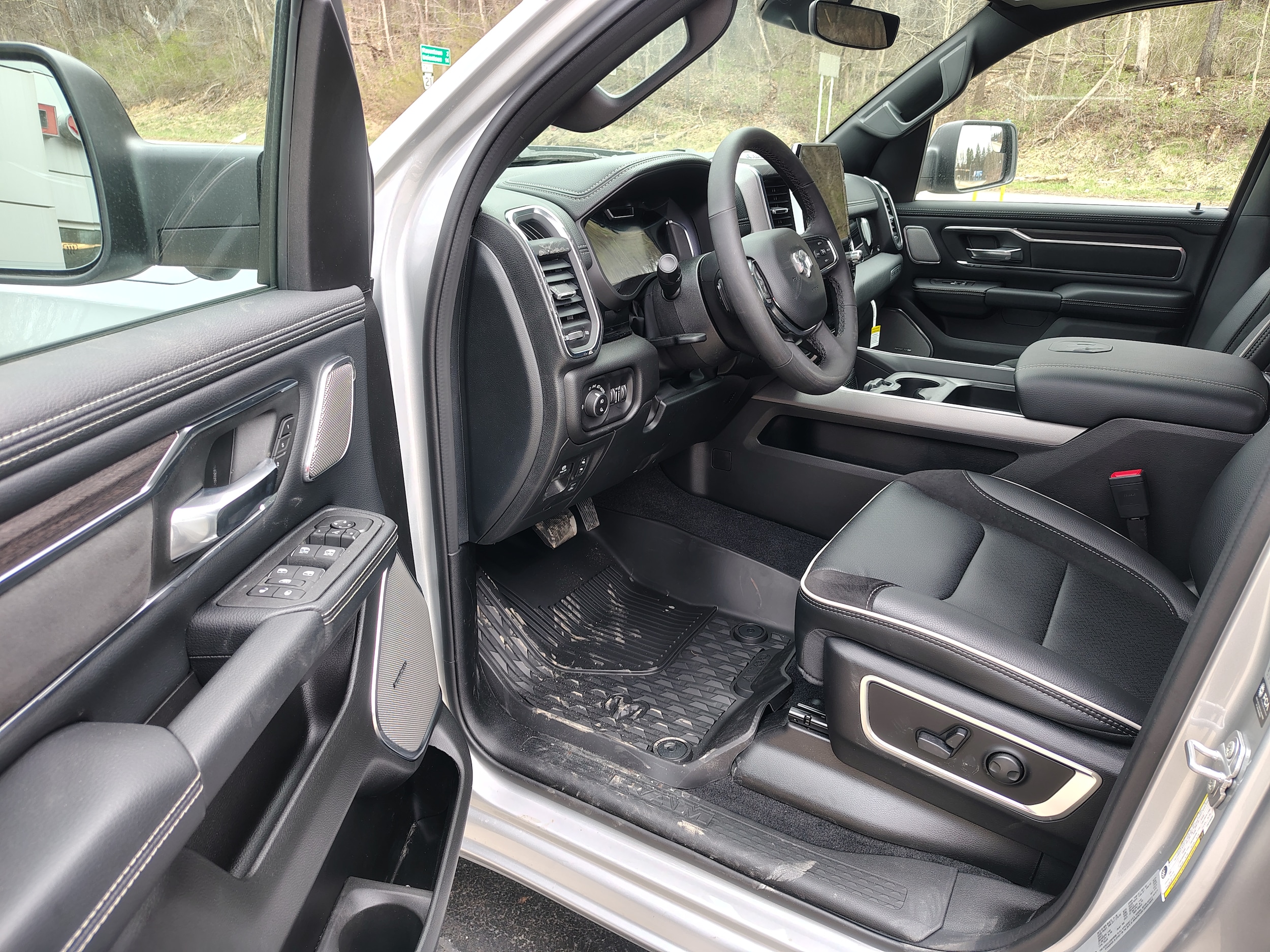 2026 Ram 1500 LARAMIE CREW CAB 4X4 5'7 BOX Silver Zynith at Solomon CJD Carmichaels
