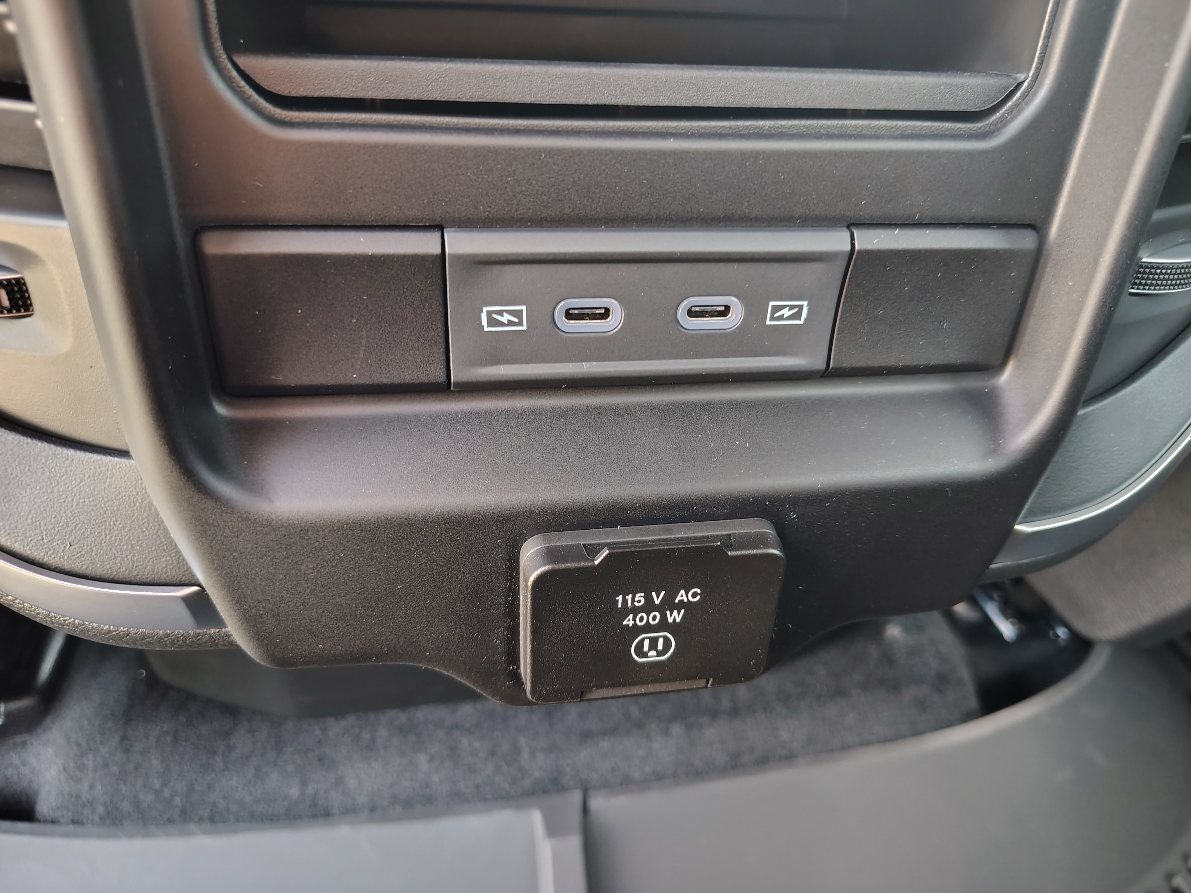 2027 Ram 1500 photo 24 of 42