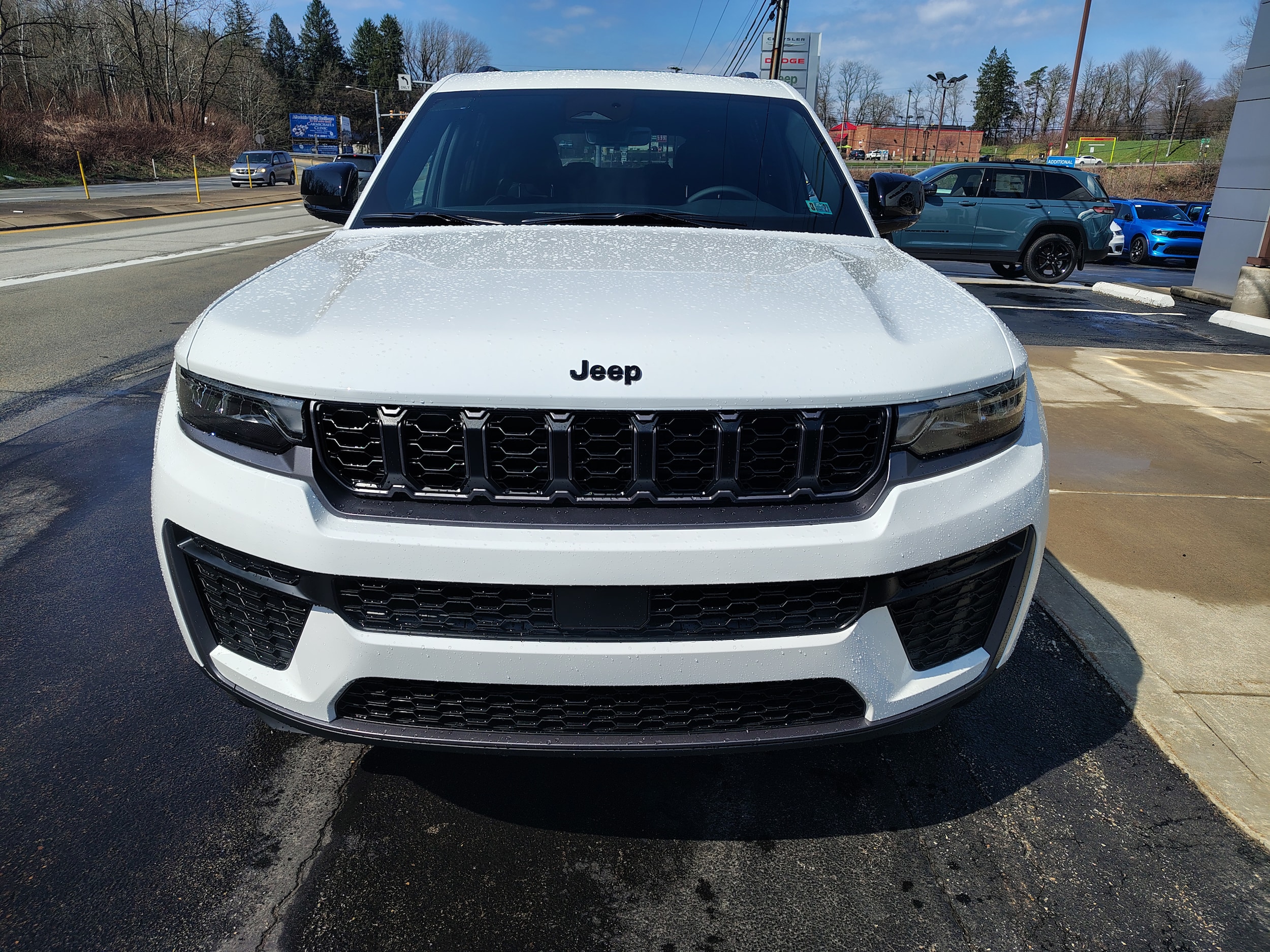 2026 Jeep Grand Cherokee L LAREDO ALTITUDE 4X4 Bright White at Three Rivers CJD