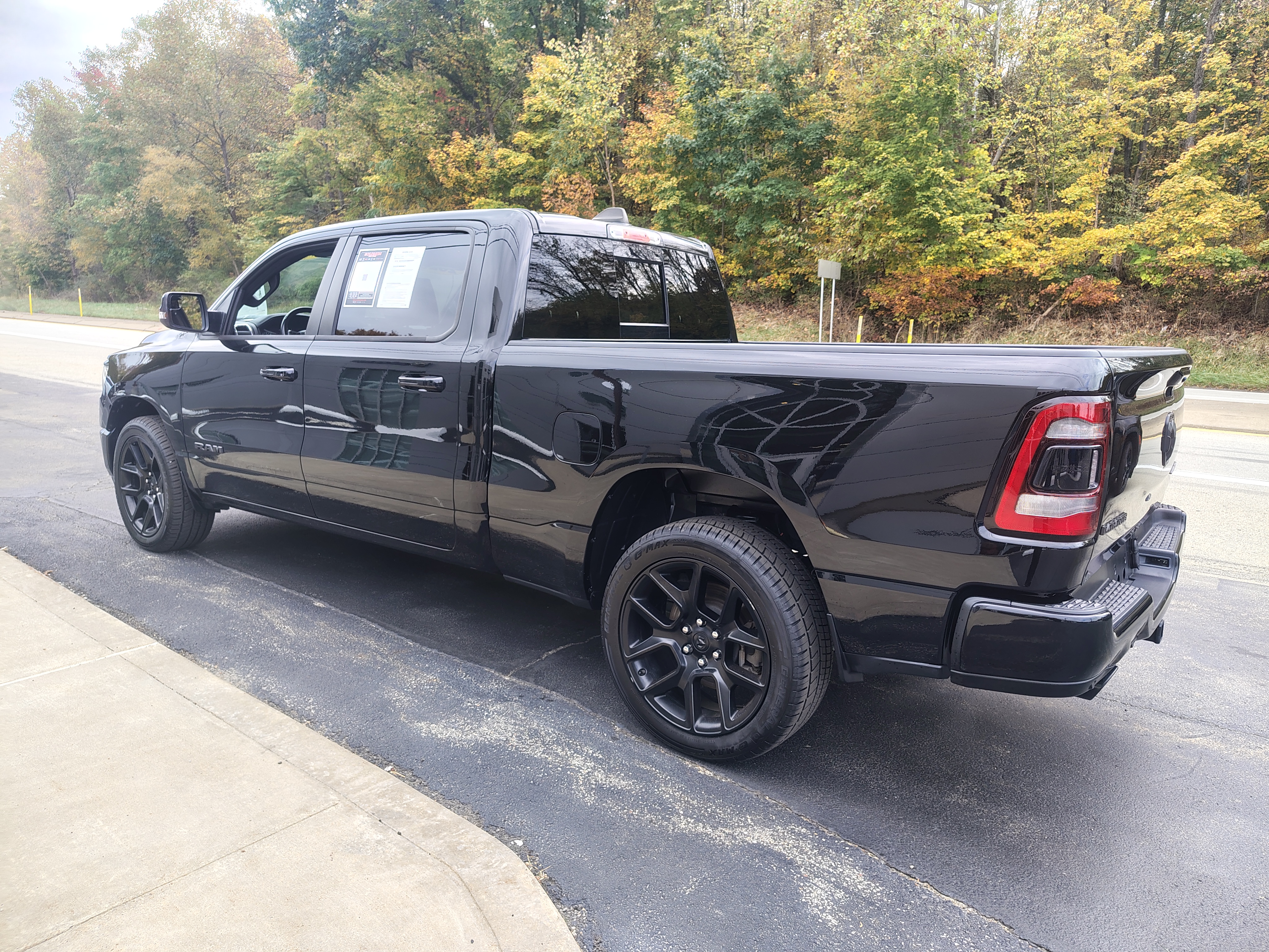 2023 Ram 1500 photo 7 of 40