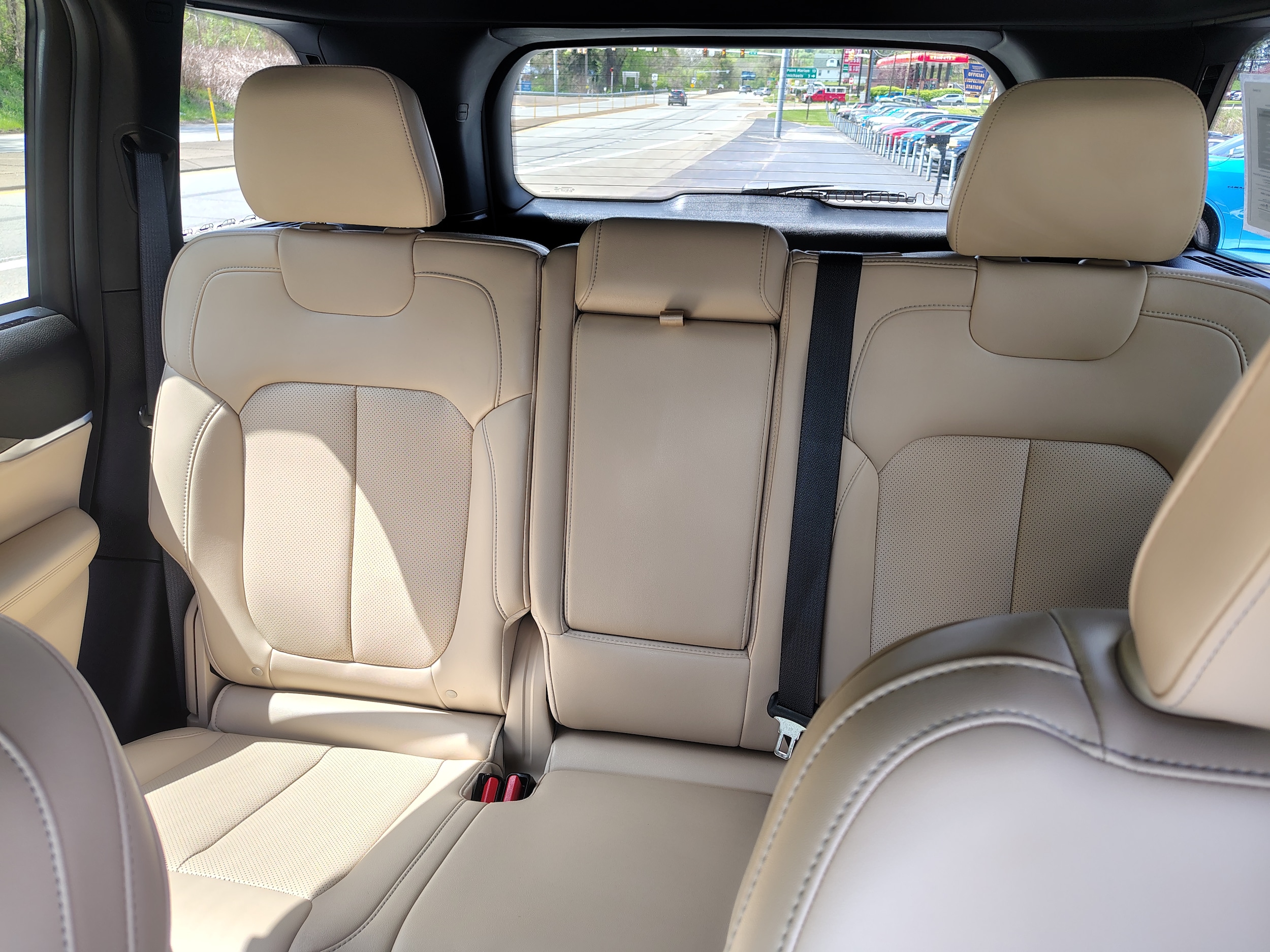 2025 Jeep Grand Cherokee Limited Bright White Clearcoat at Solomon CJD Carmichaels