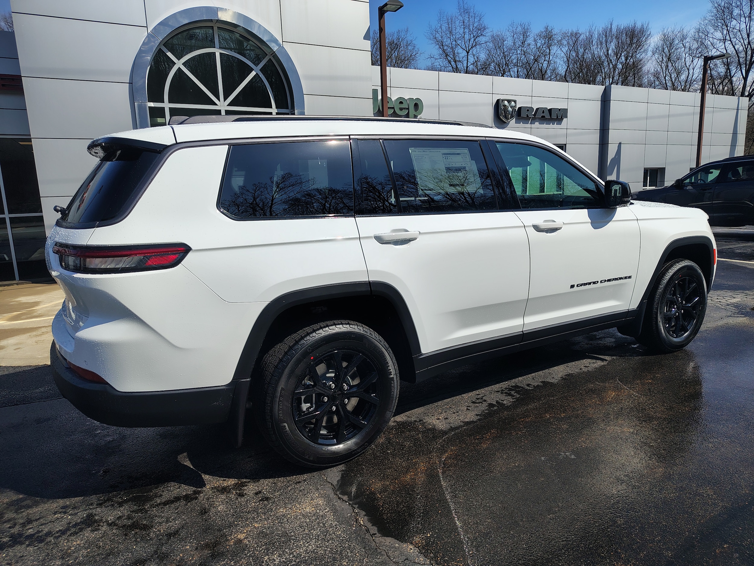 2026 Jeep Grand Cherokee L LAREDO ALTITUDE 4X4 Bright White at Three Rivers CJD