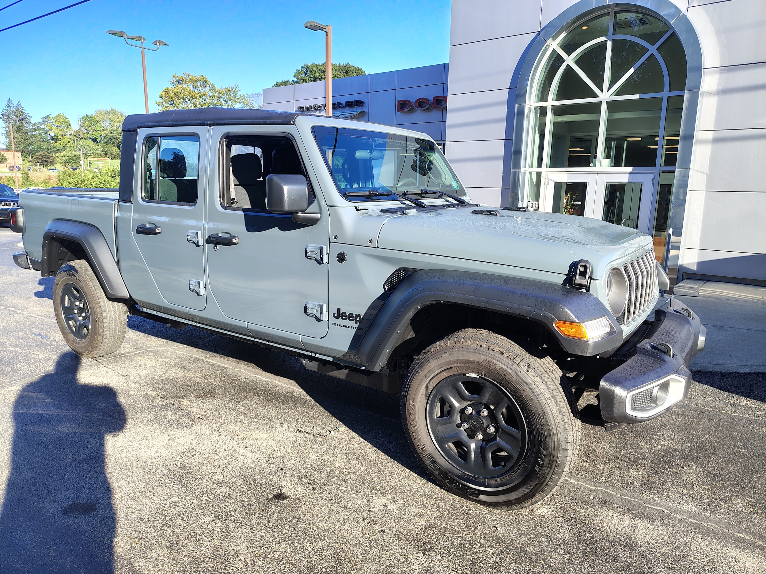2026 Jeep Gladiator SPORT 4X4 - 1