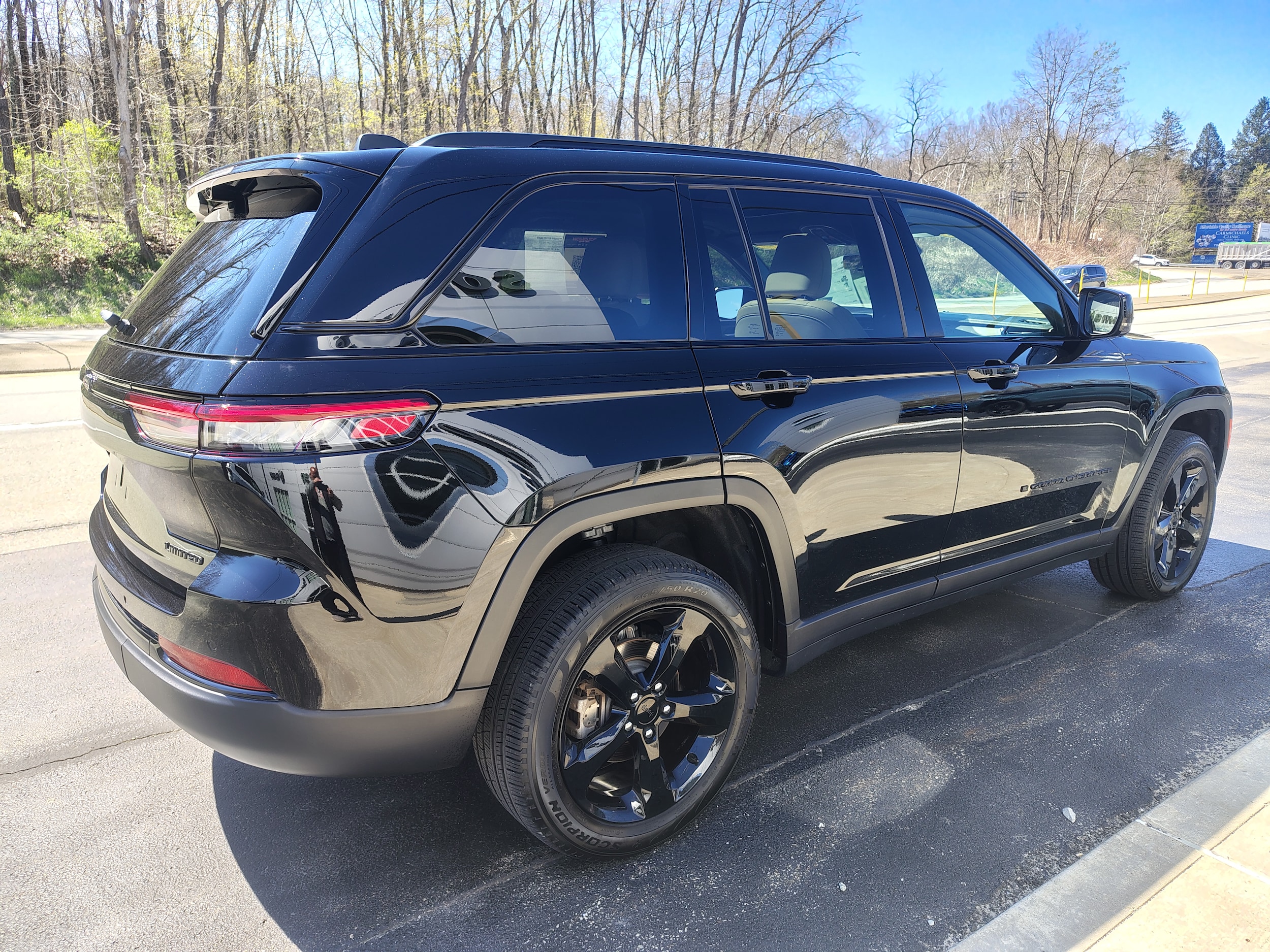 2024 Jeep Grand Cherokee Limited Diamond Black Crystal Pearlcoat at Solomon CJD Carmichaels