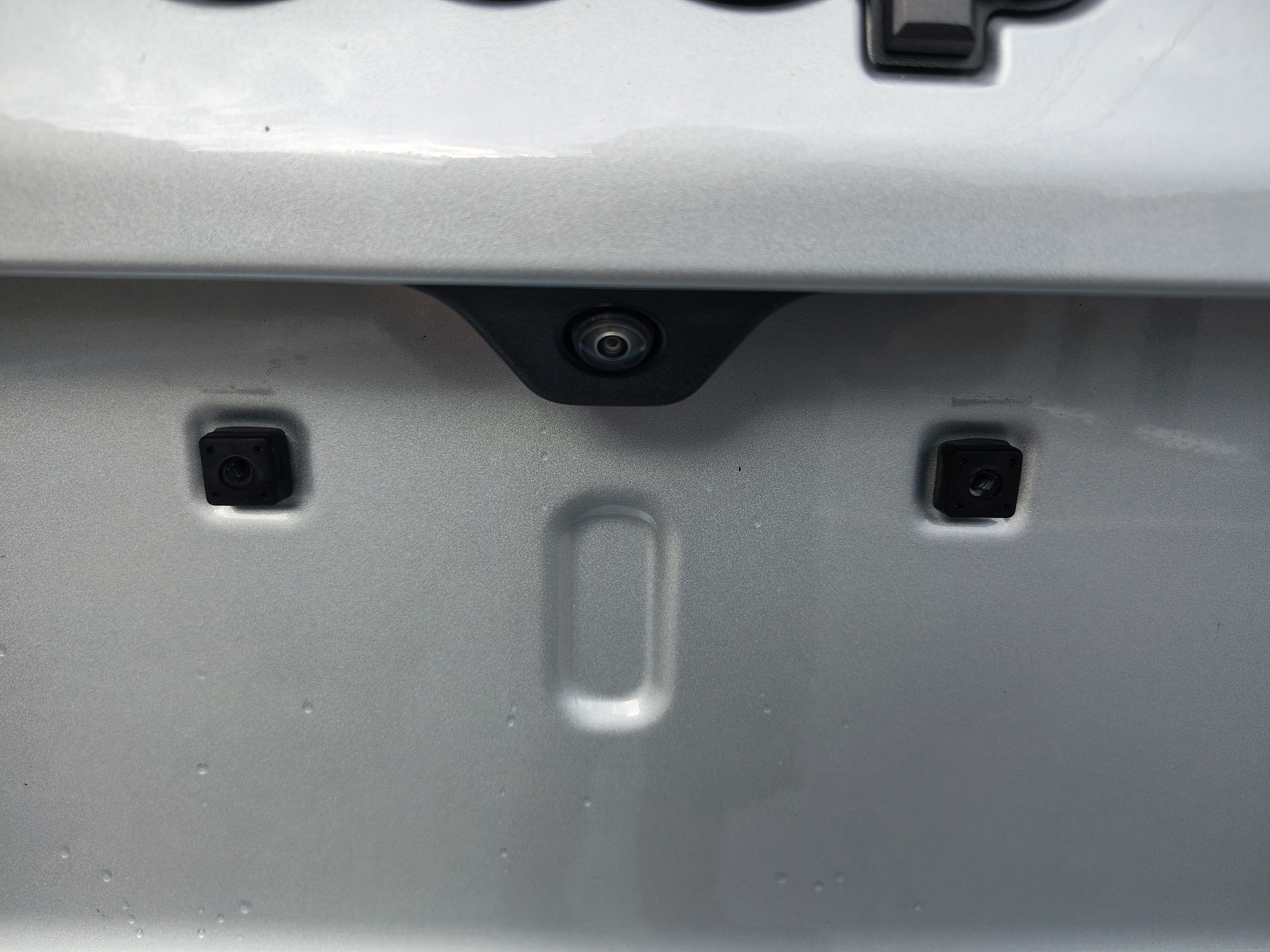 2025 Jeep Compass Trailhawk Silver Zynith Metallic Clearcoat at Solomon CJD Carmichaels