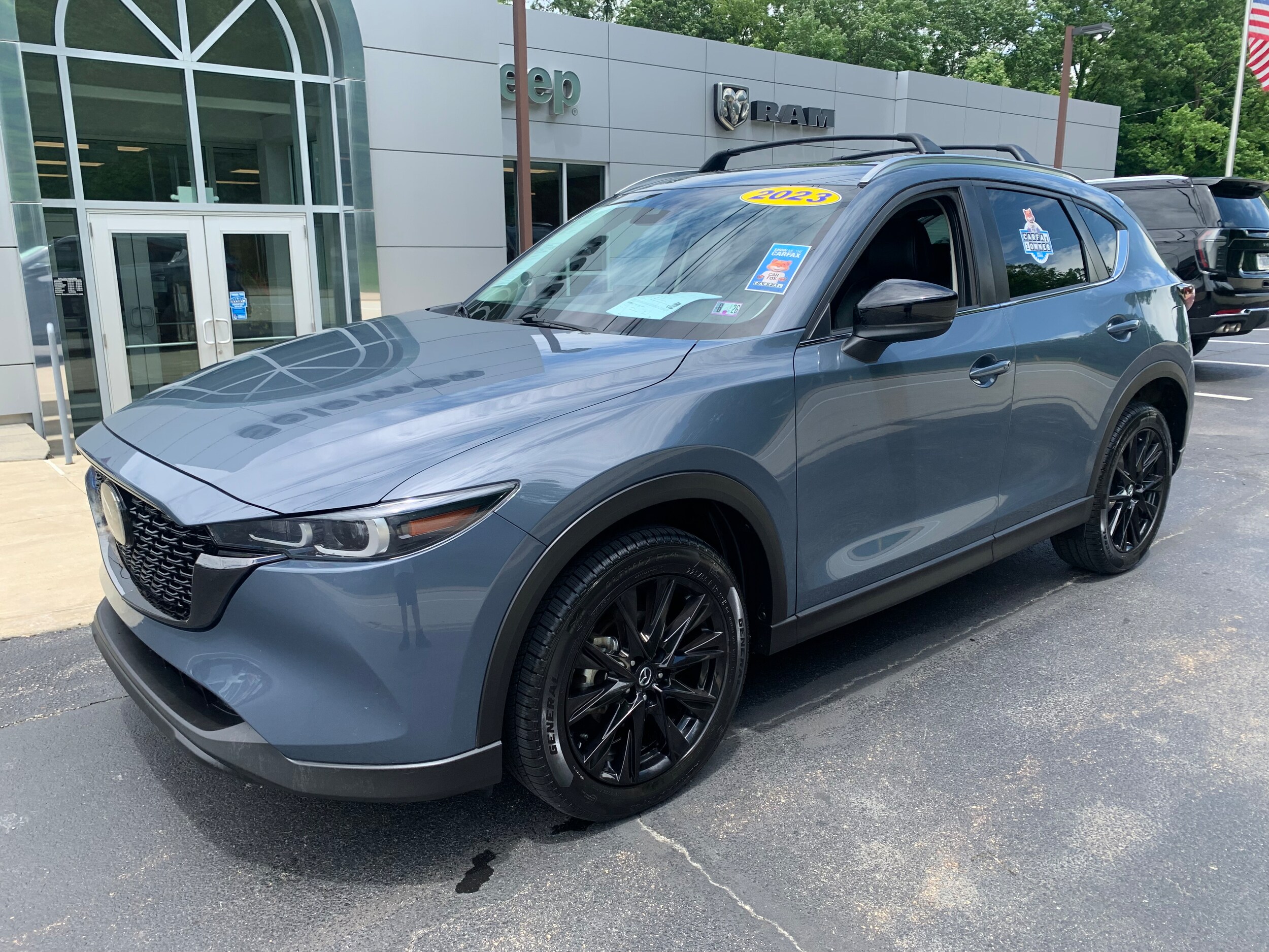 2023 Mazda CX-5 2.5 S Carbon photo 2
