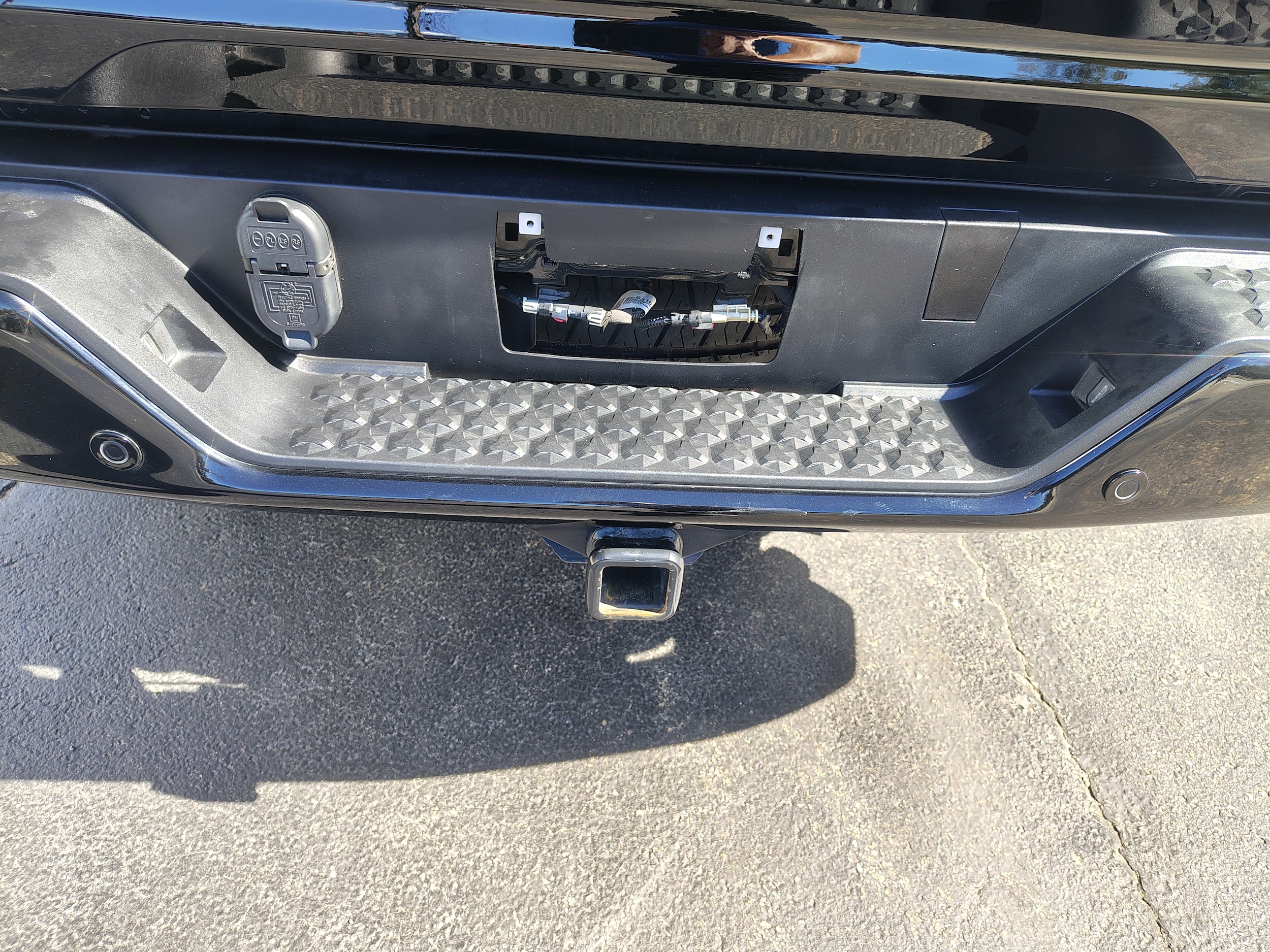 2025 GMC Canyon photo 12 of 39