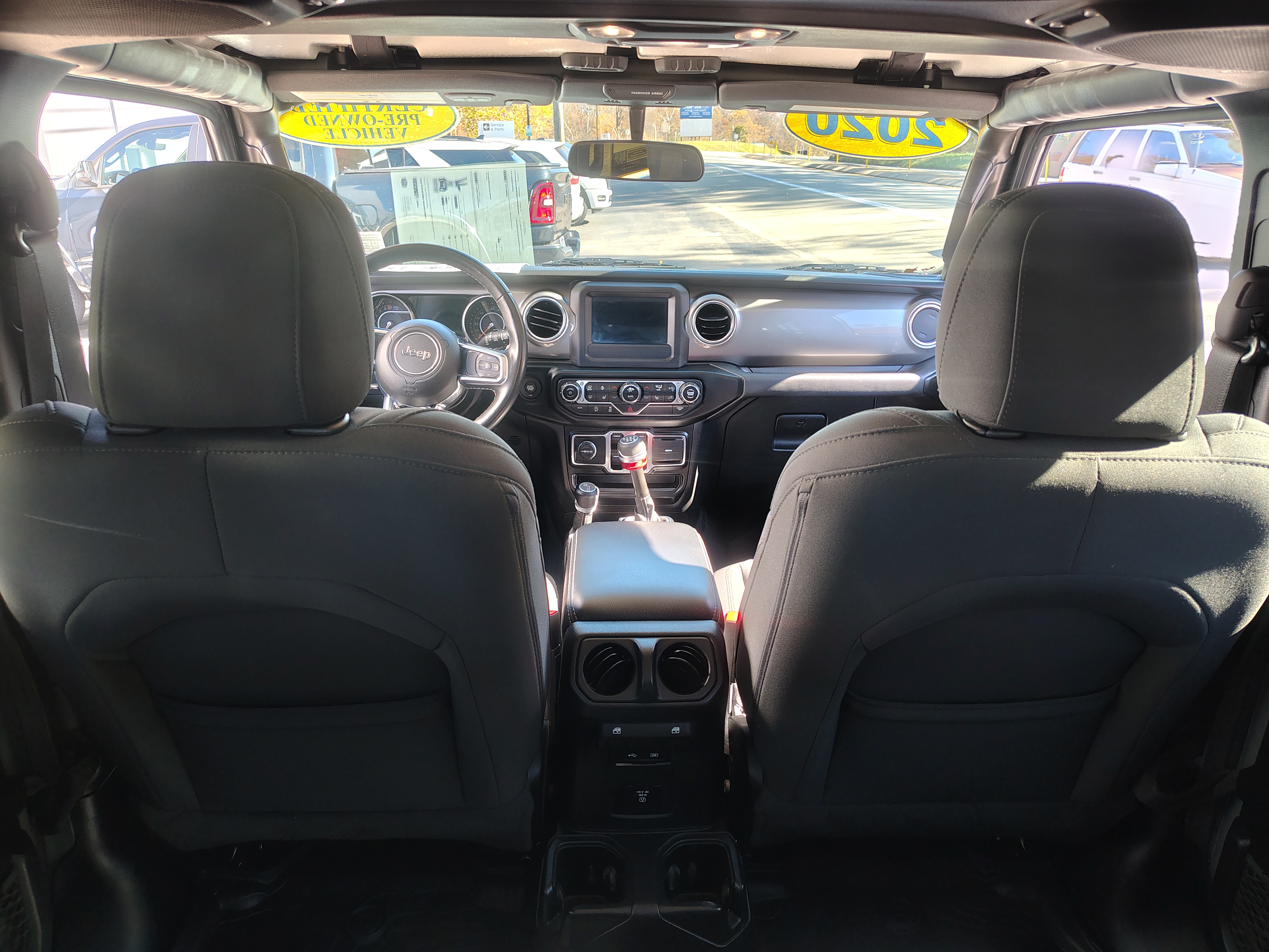 2020 Jeep Wrangler Unlimited photo 13 of 35