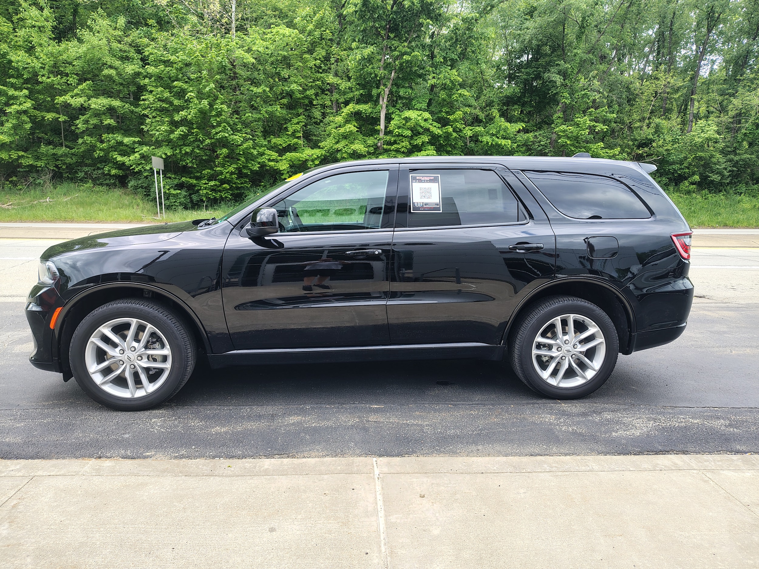 2025 Dodge Durango GT DB Black Clearcoat at Solomon CJD Carmichaels