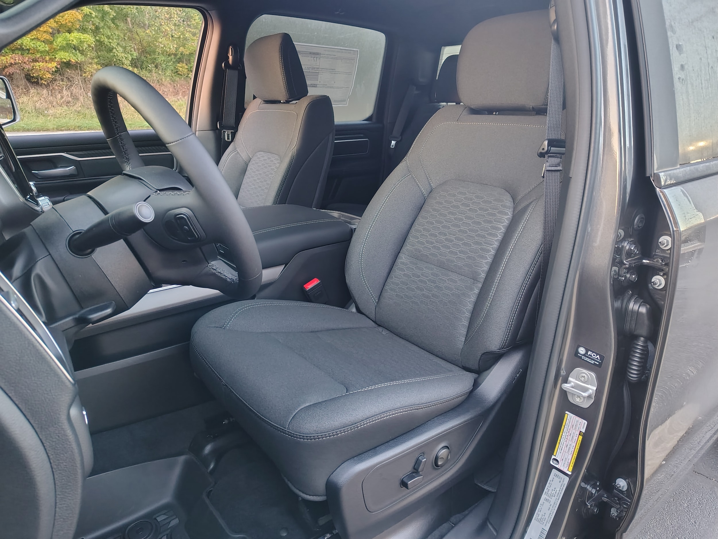 2027 Ram 1500 photo 17 of 40