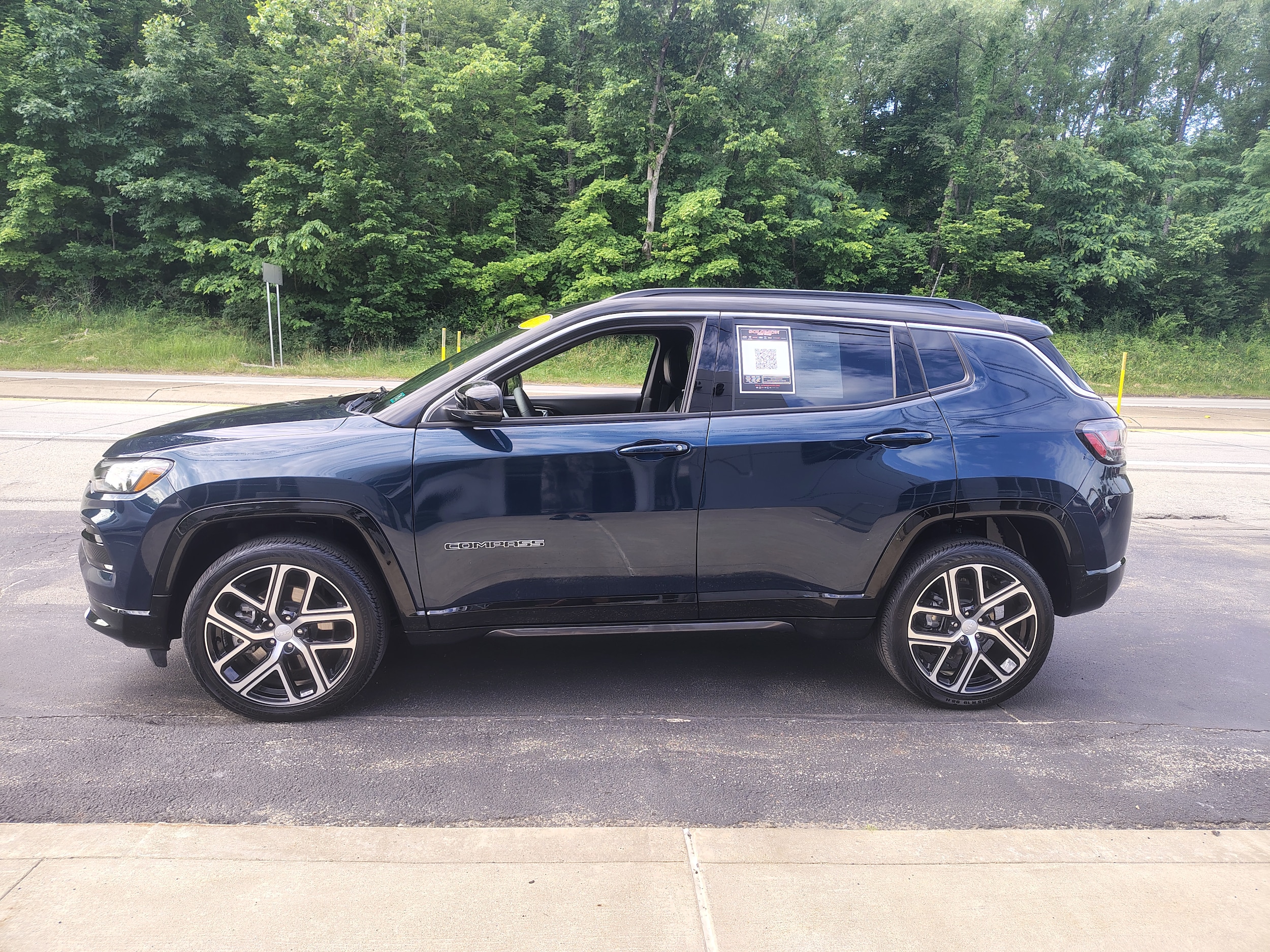 2024 Jeep Compass Limited Fathom Blue Pearlcoat at Solomon CJD Carmichaels