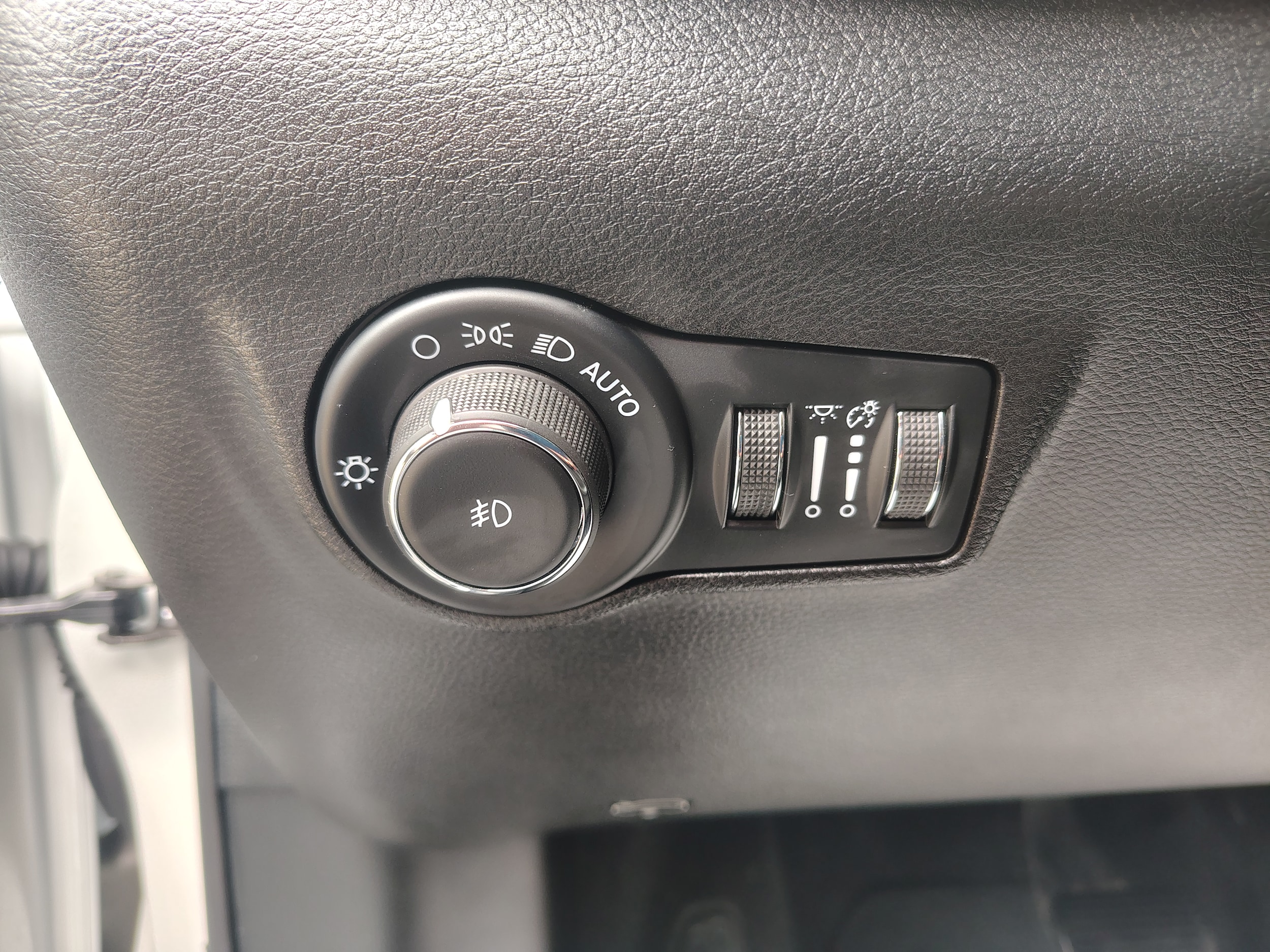 2025 Jeep Compass Limited Bright White Clearcoat at Solomon CJD Brownsville